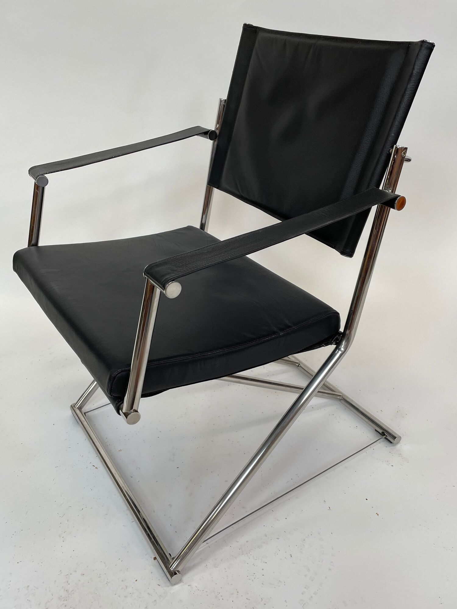 Vintage Sleek Modern Euroka Folding Campaign Lounge Chair by Mark Singer for Melamede