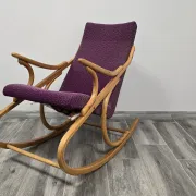 Chaise berçante de Ton
