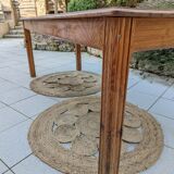 Farm table