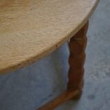 Round modern Danish brutalist coffee table/sofa in solid oak, 1960s.