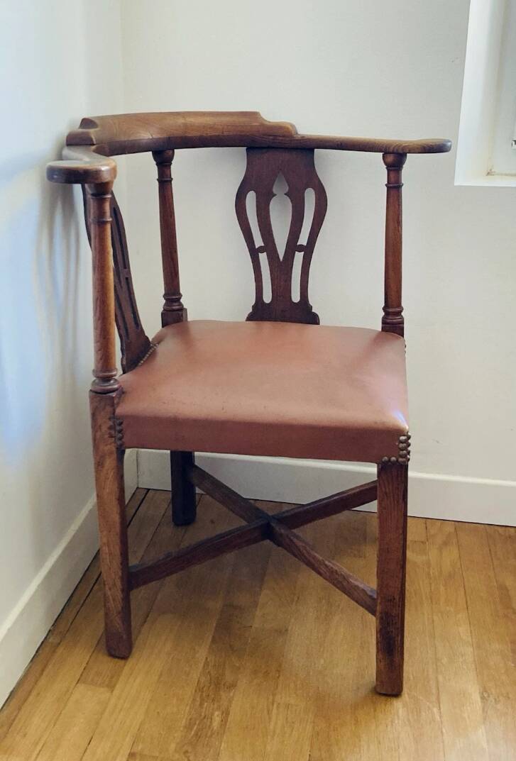 19th century corner armchair in solid pegged oak and imitation leather