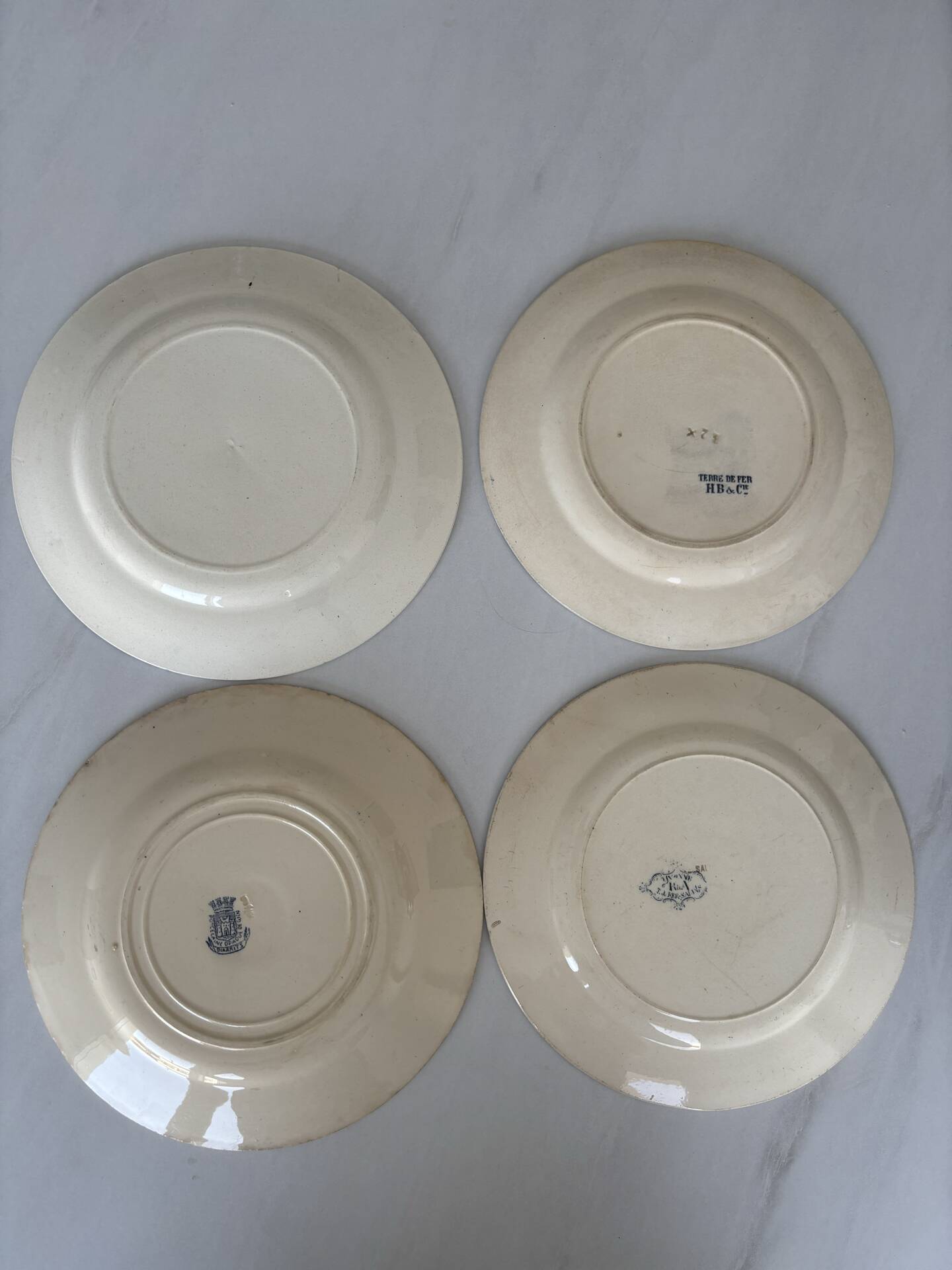Lot 4 assiettes plate terre de fer bleu faïence ancienne - terre de fe