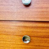 Vintage teak chest of drawers with 4 drawers, circa 1960s/1970s.