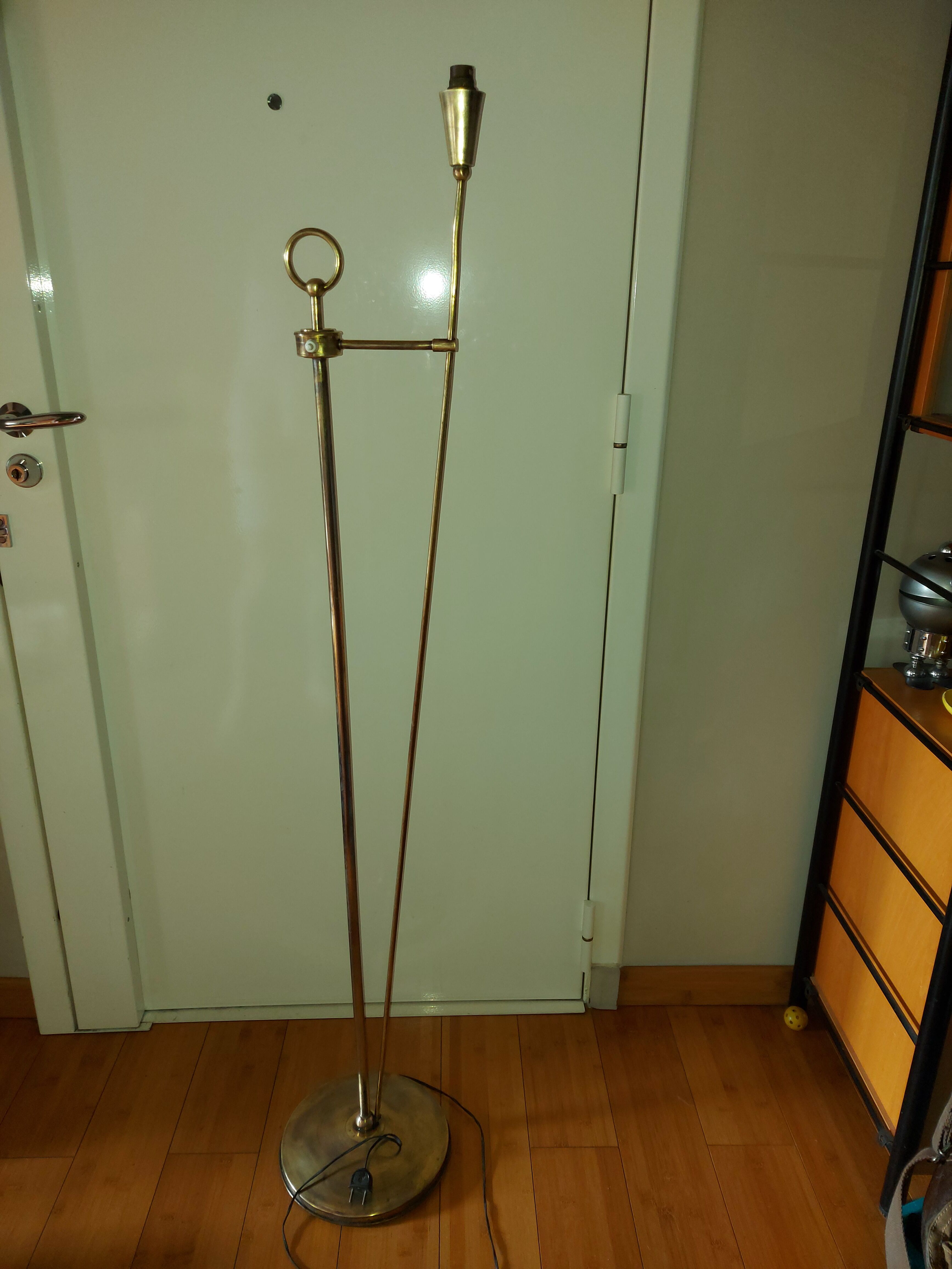 50'S lunel brass lamppost