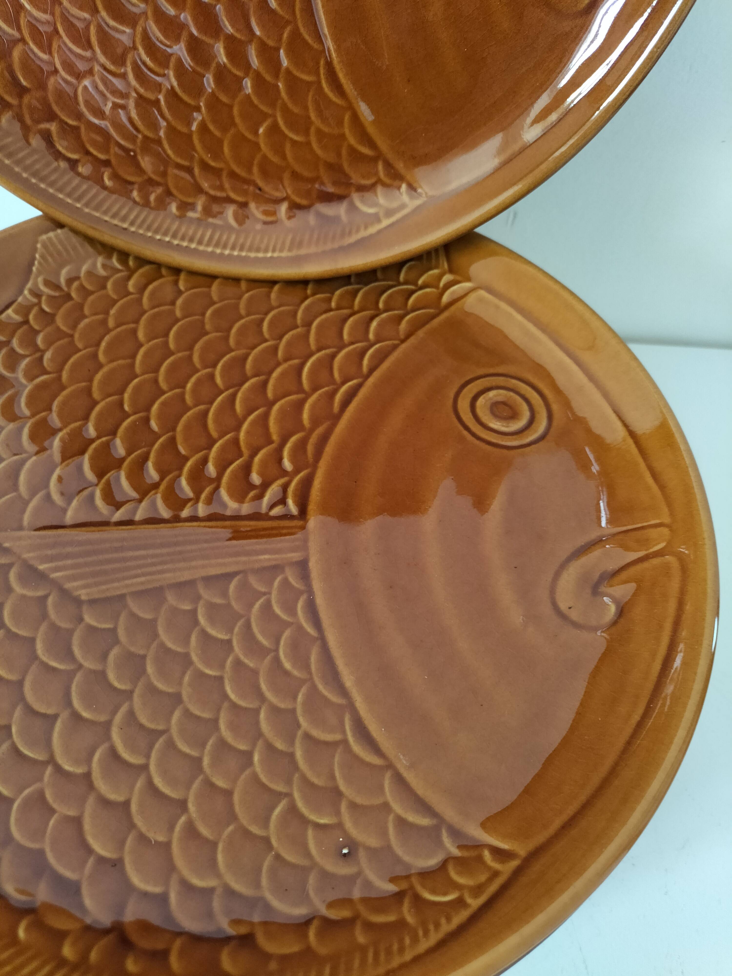 Sela Fish Barbotine Plate Set (Portugal)