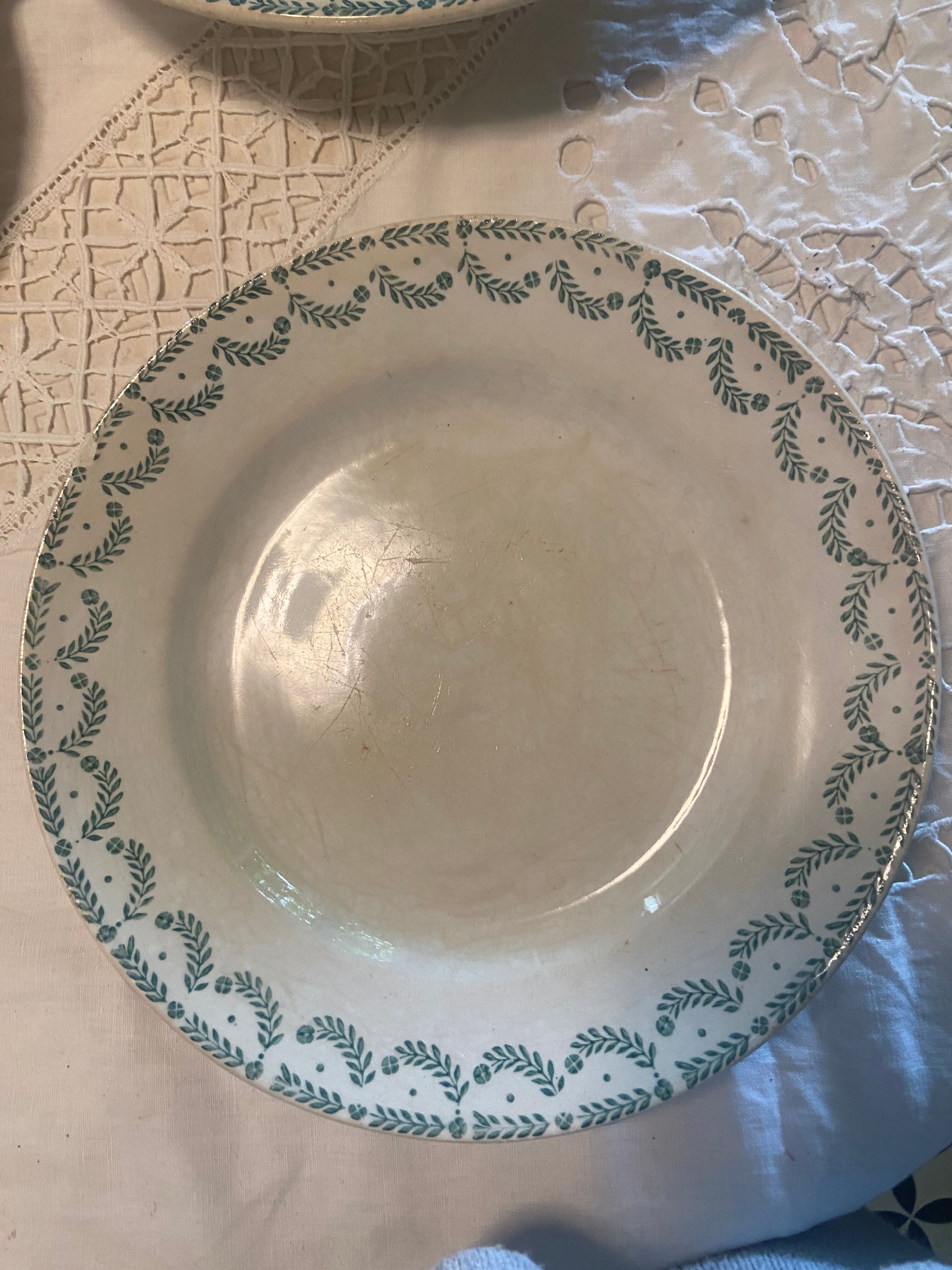 Vintage ceramic 12 plates and 3 plates