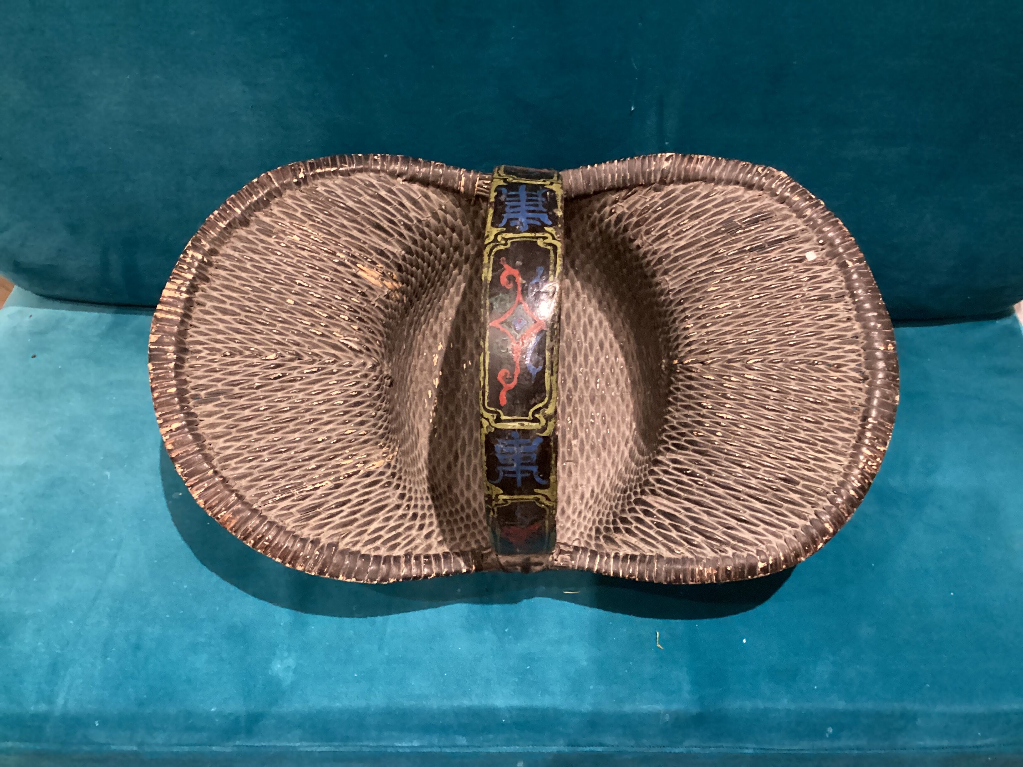 Chinese basket