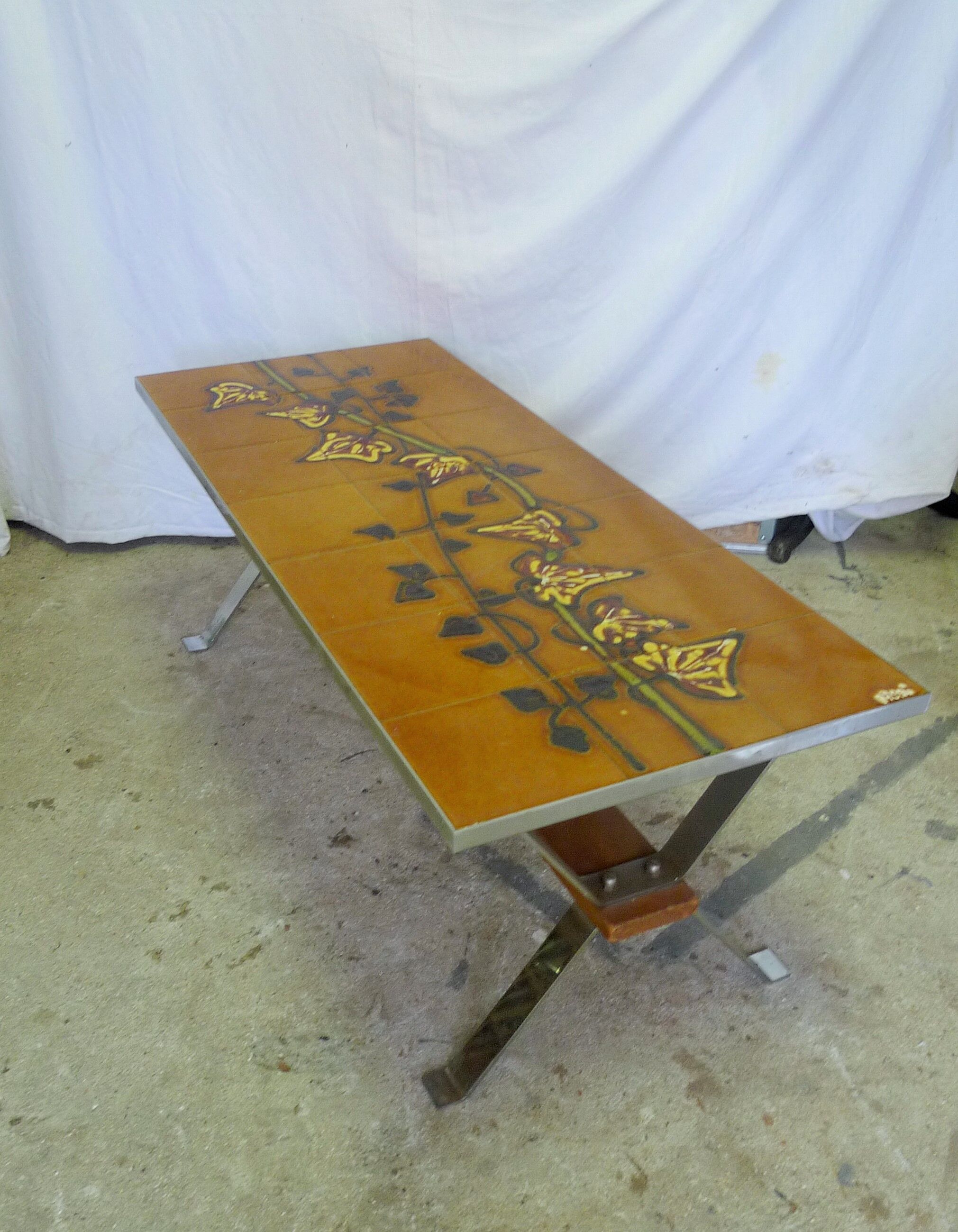 Vintage ceramic coffee table signed ADRI