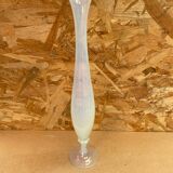 Ancien Vase Soliflore Opaline Blanche Avec Reflets Vintage