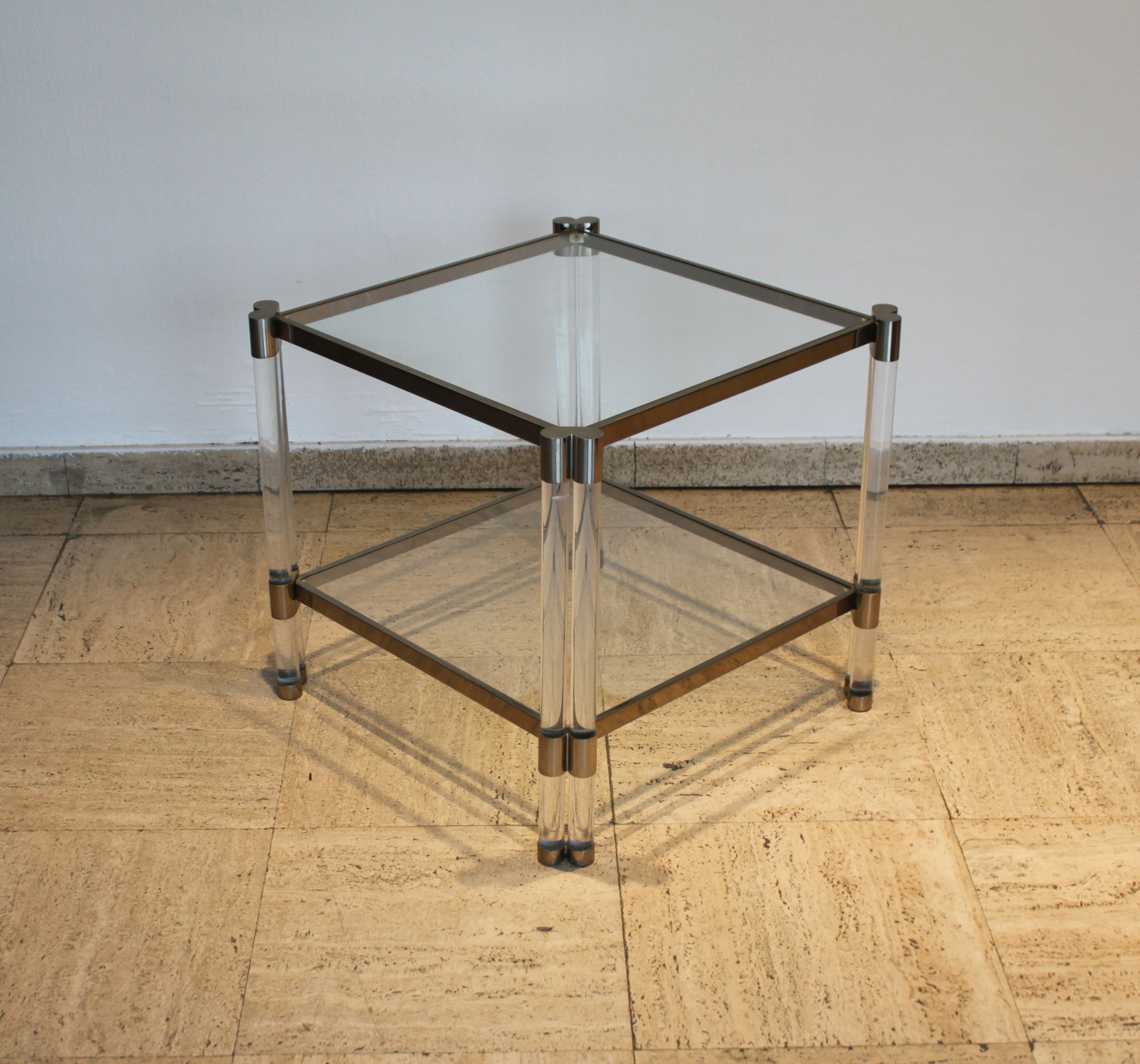 Table d'appoint carré chrome et plexiglass 70's