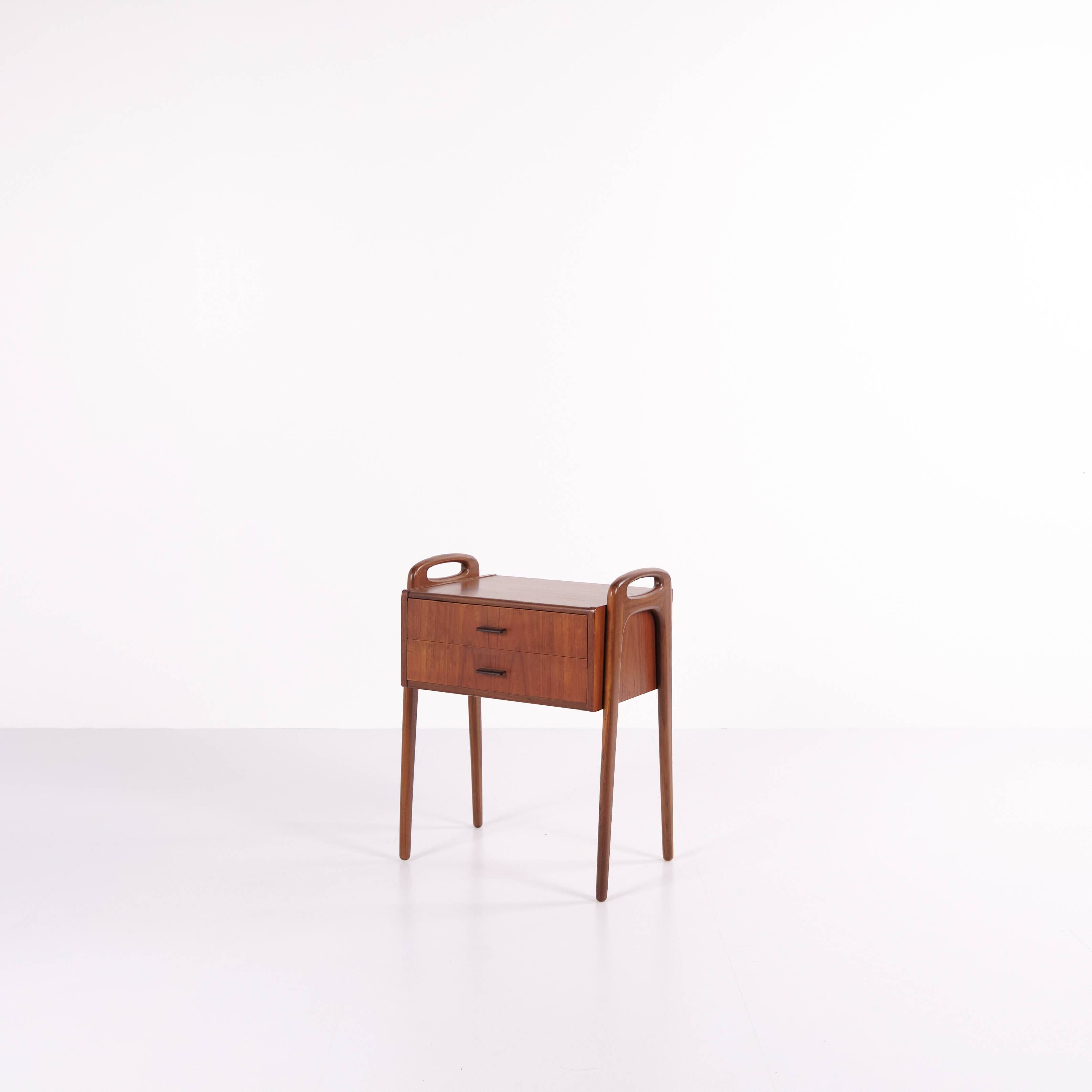 Table d'appoint / de chevet - Teck - Design danois - Années 1960