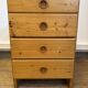 Commode Charlotte Perriand "Les Arcs" en pin massif – 4 tiroirs – Années 19