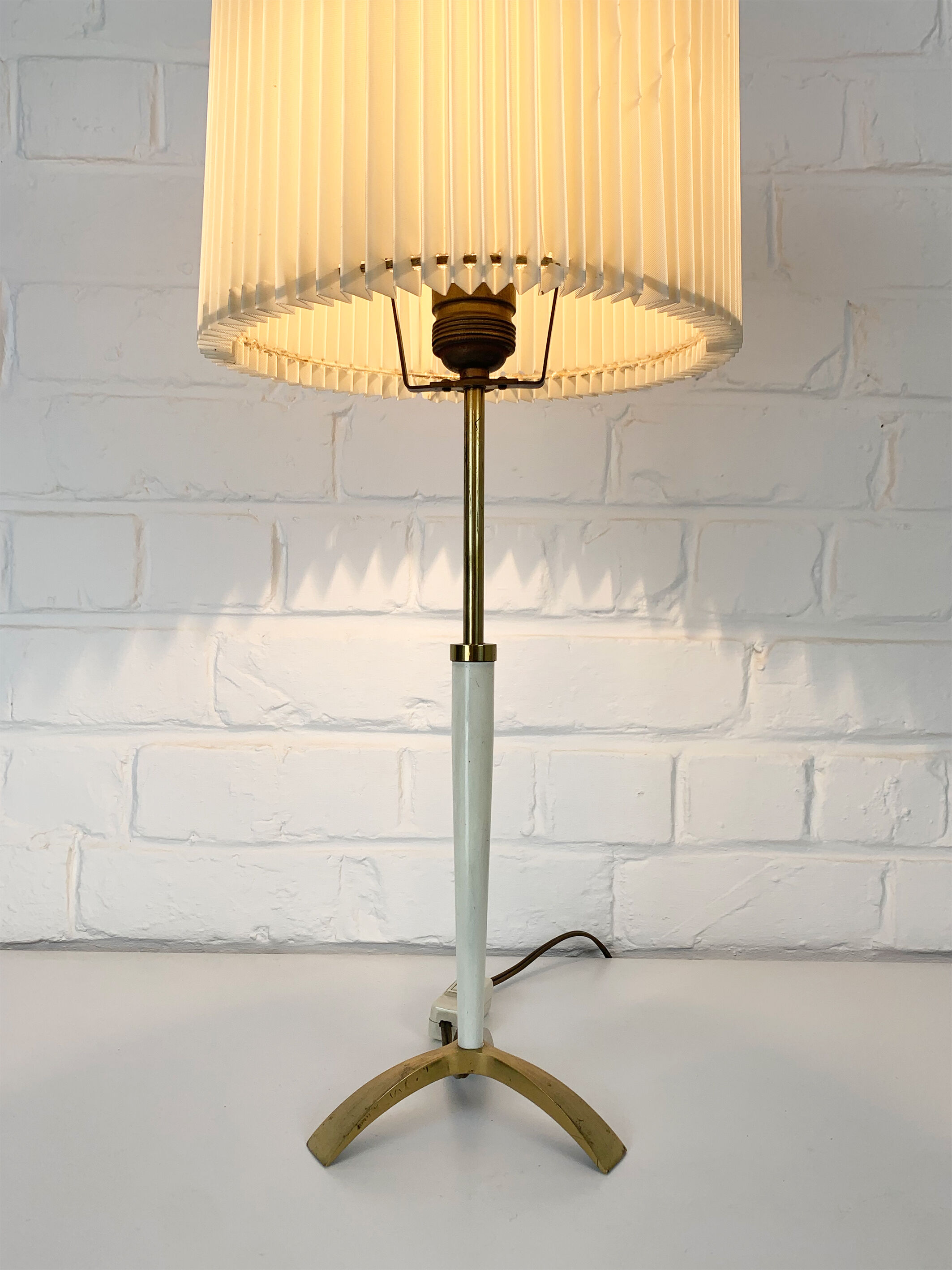 Modernist Table Lamp by J.T. Kalmar, Austria, Mid-Century Brass