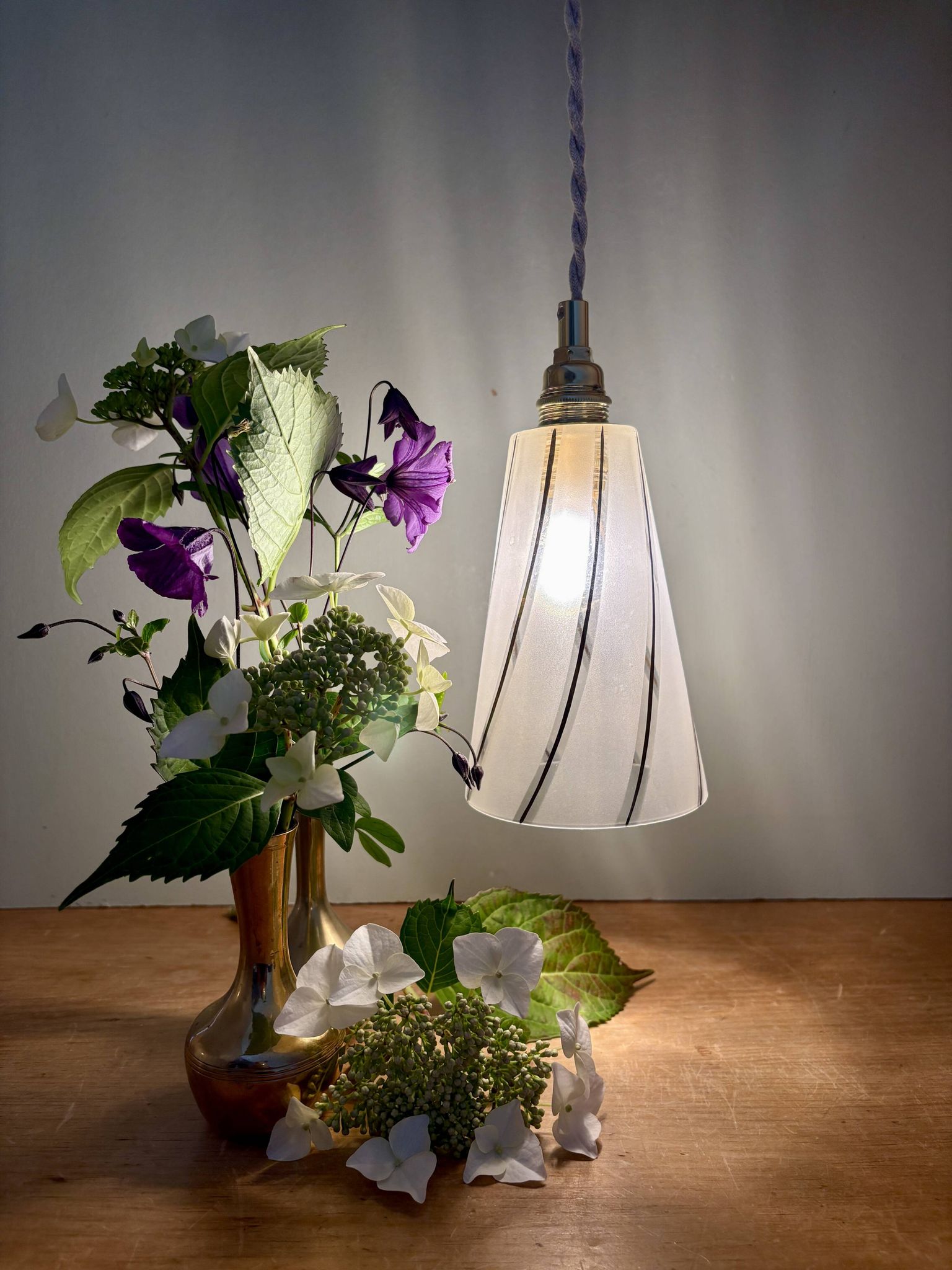 Vintage tulip pendant light in white frosted glass and gold trim