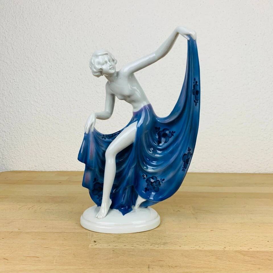 Art Deco dancer sculpture by Fasold & Stauch, German porcelain.