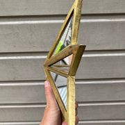 Star-shaped mirror
