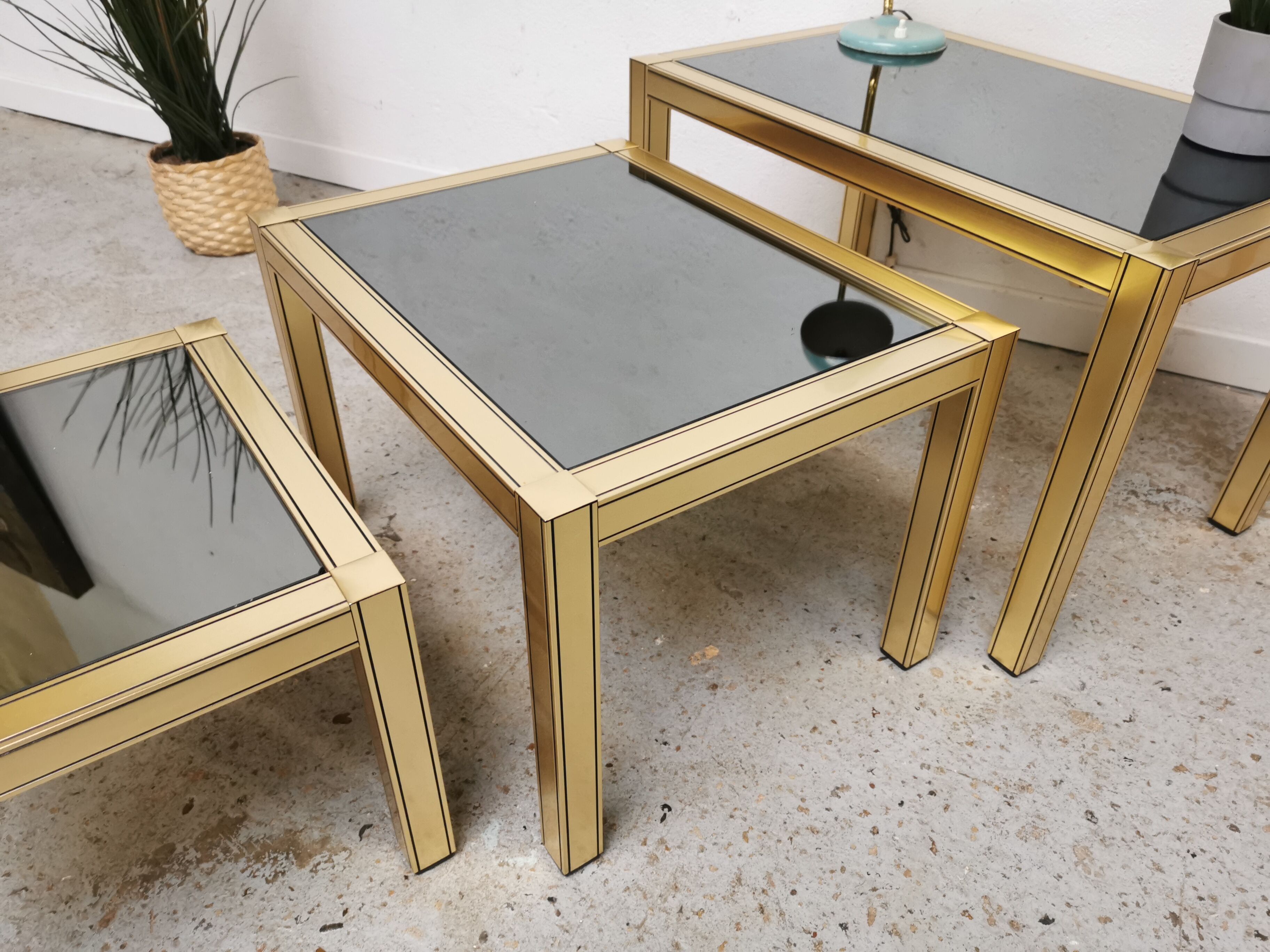 Tables gigognes laiton doré vintage 1970
