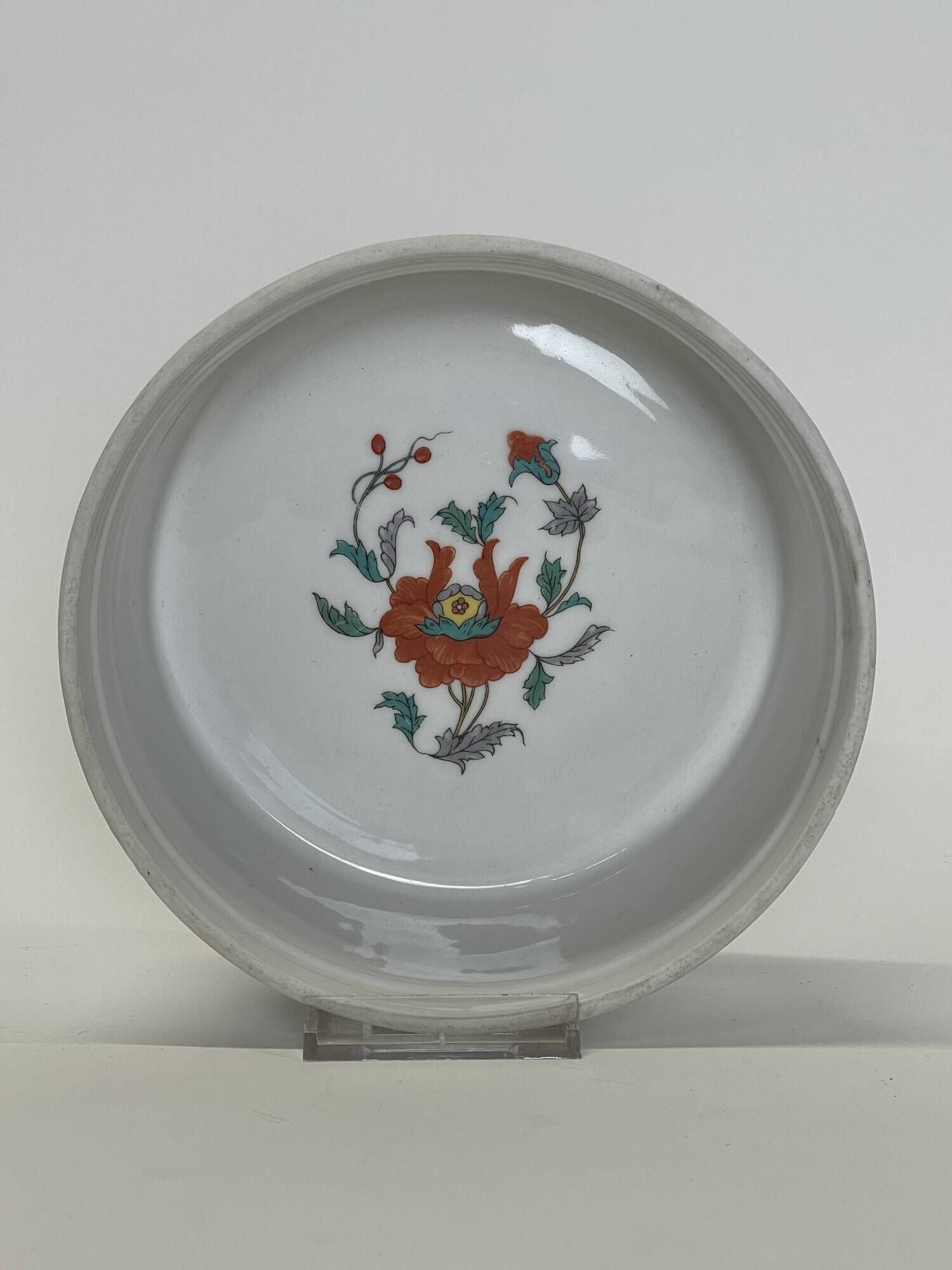 Set of 3 porcelain dishes from Paris, Poppy decoration model.