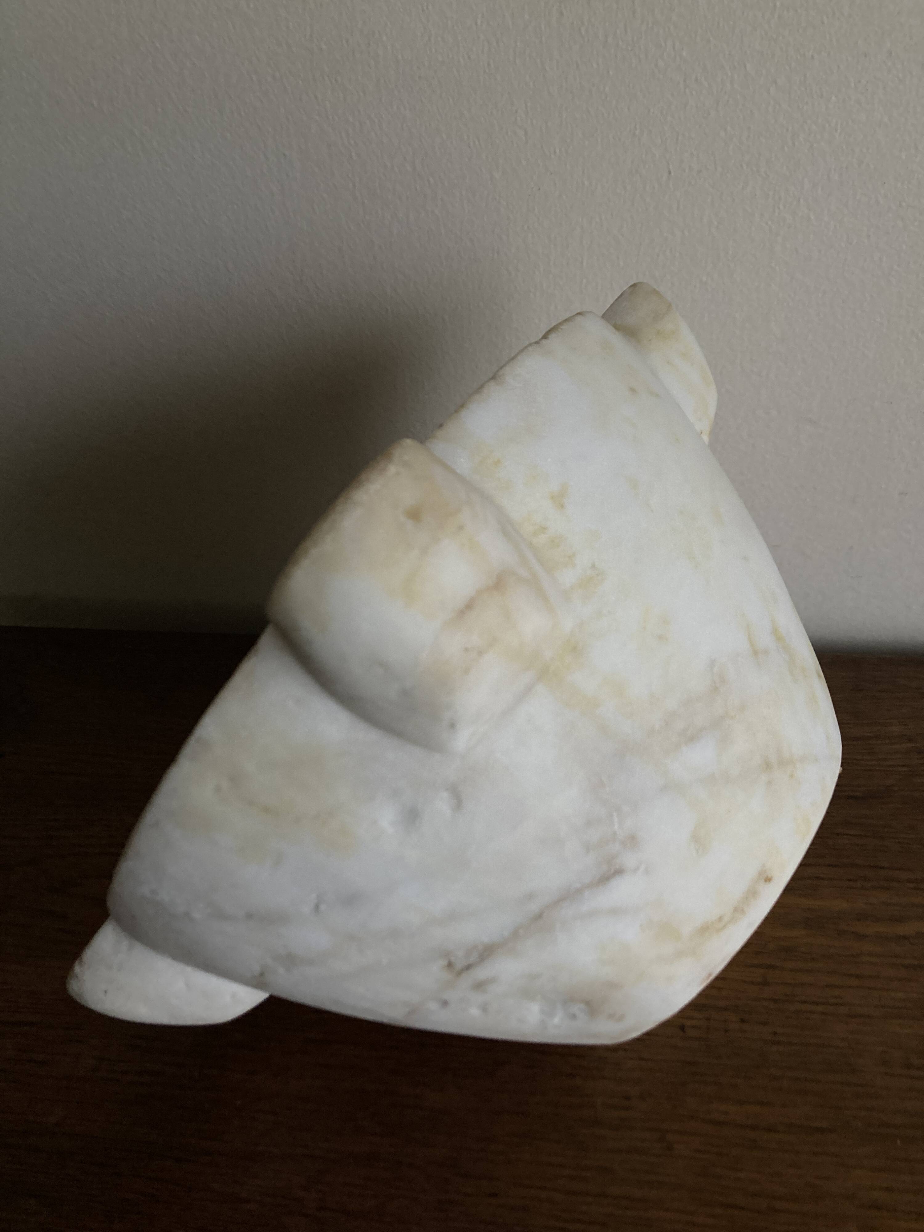 Mortier 19e néo classique en marbre blanc XXL