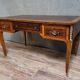 Bureau de centre style Louis XV en marqueterie