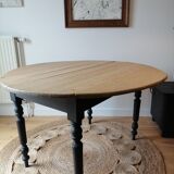 Louis Philippe style round table