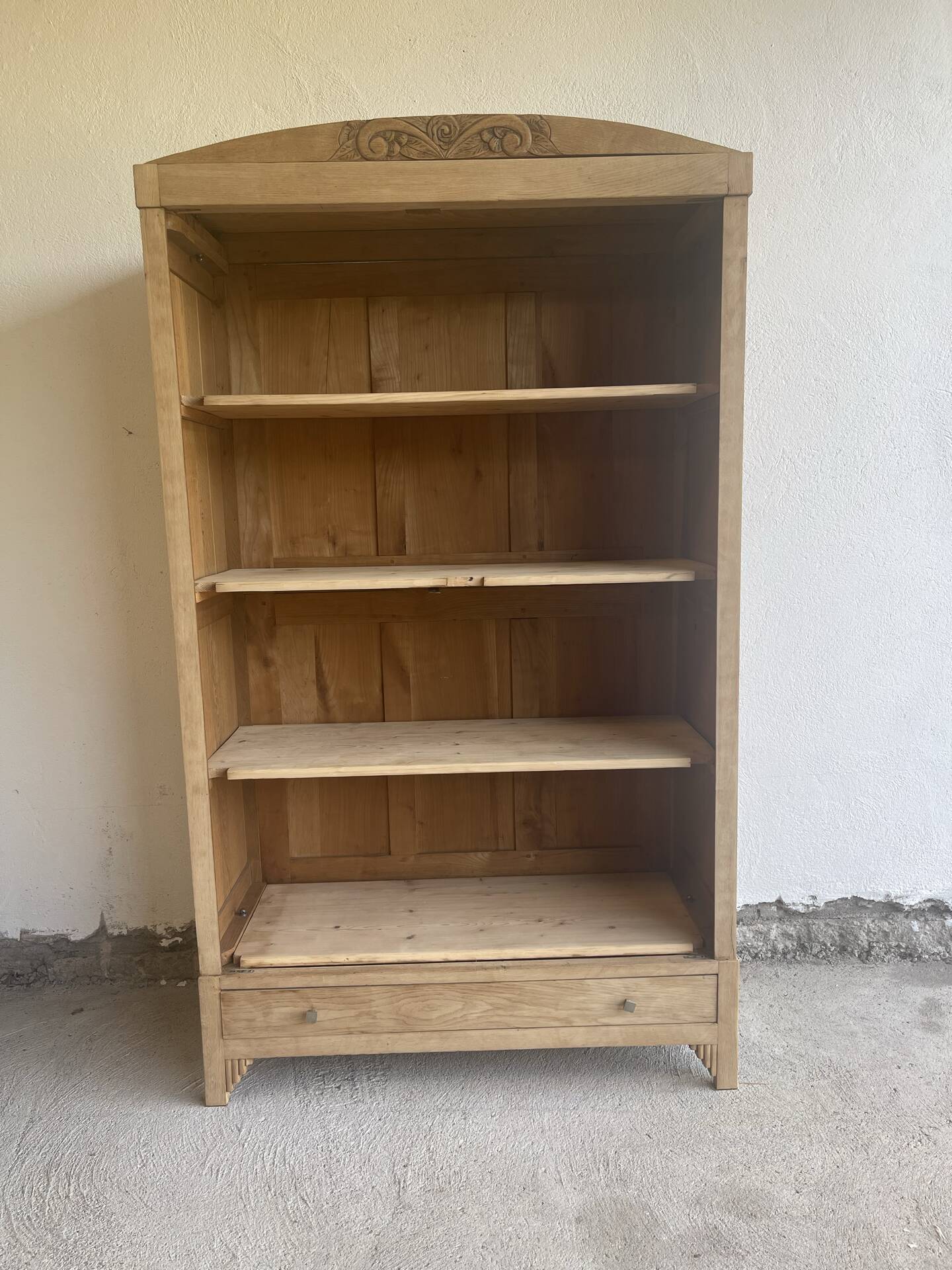 Display cabinet