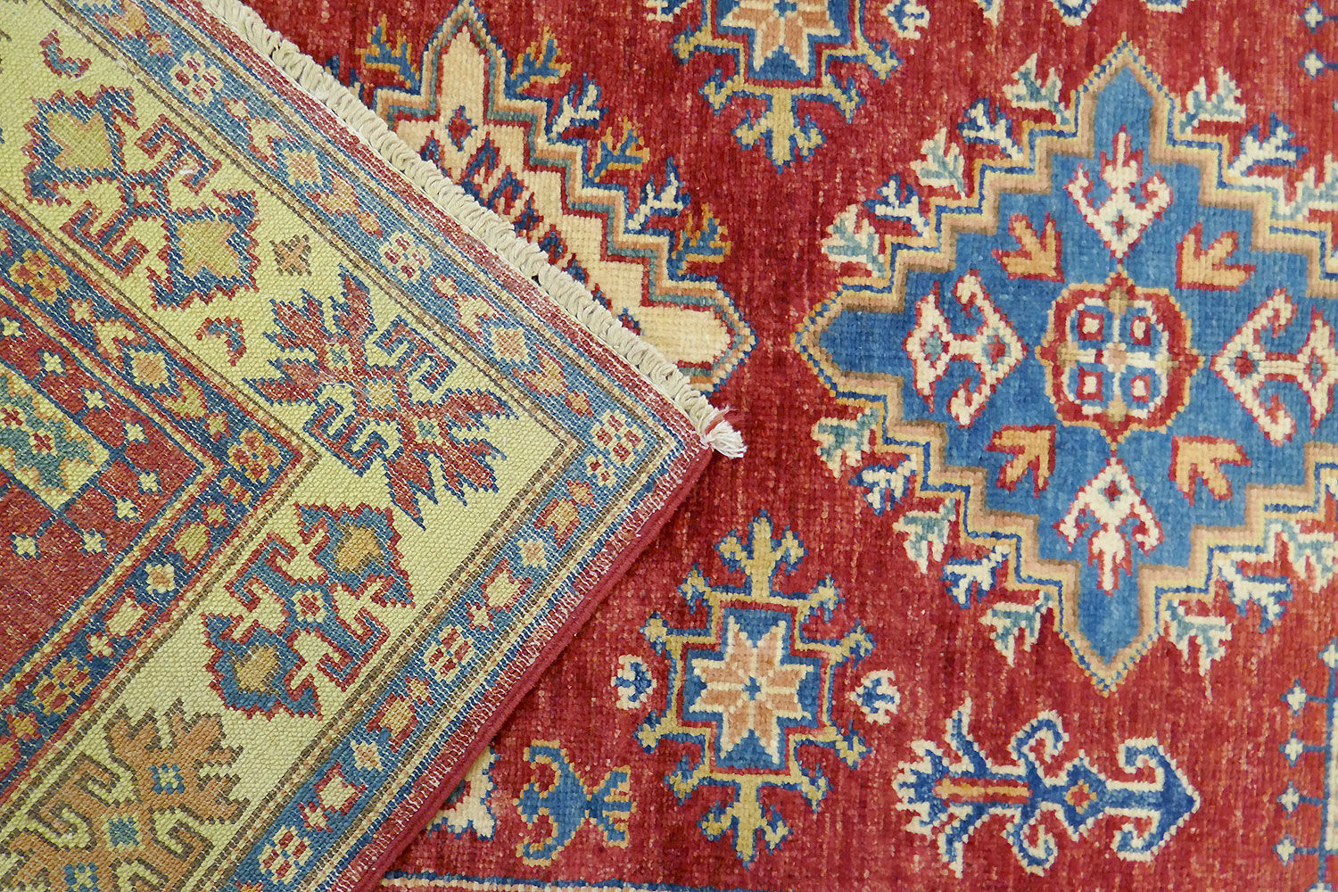 Oriental carpet "Kazak"
