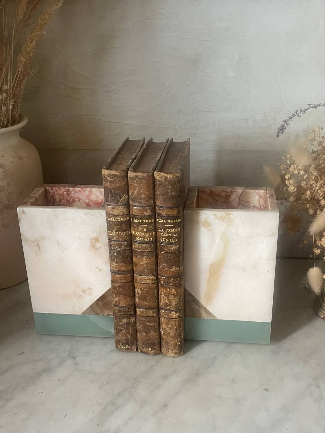 Pair of Art Deco marble and onyx bookends