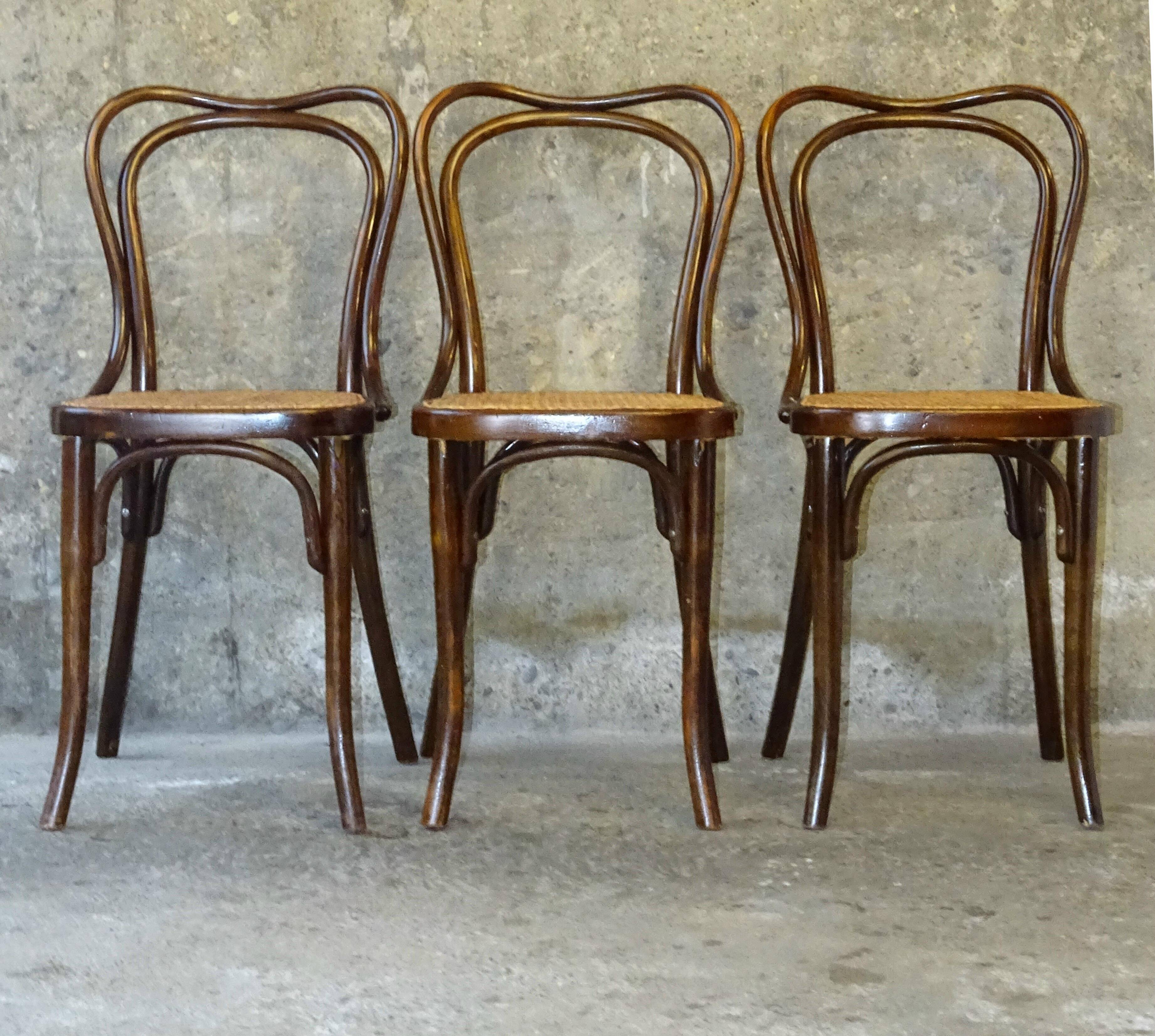 Kohn bistro chair No. 55 circa 1910, not Thonet.