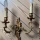 Paire d’appliques murales – Style Louis XV / Rococo – métal doré