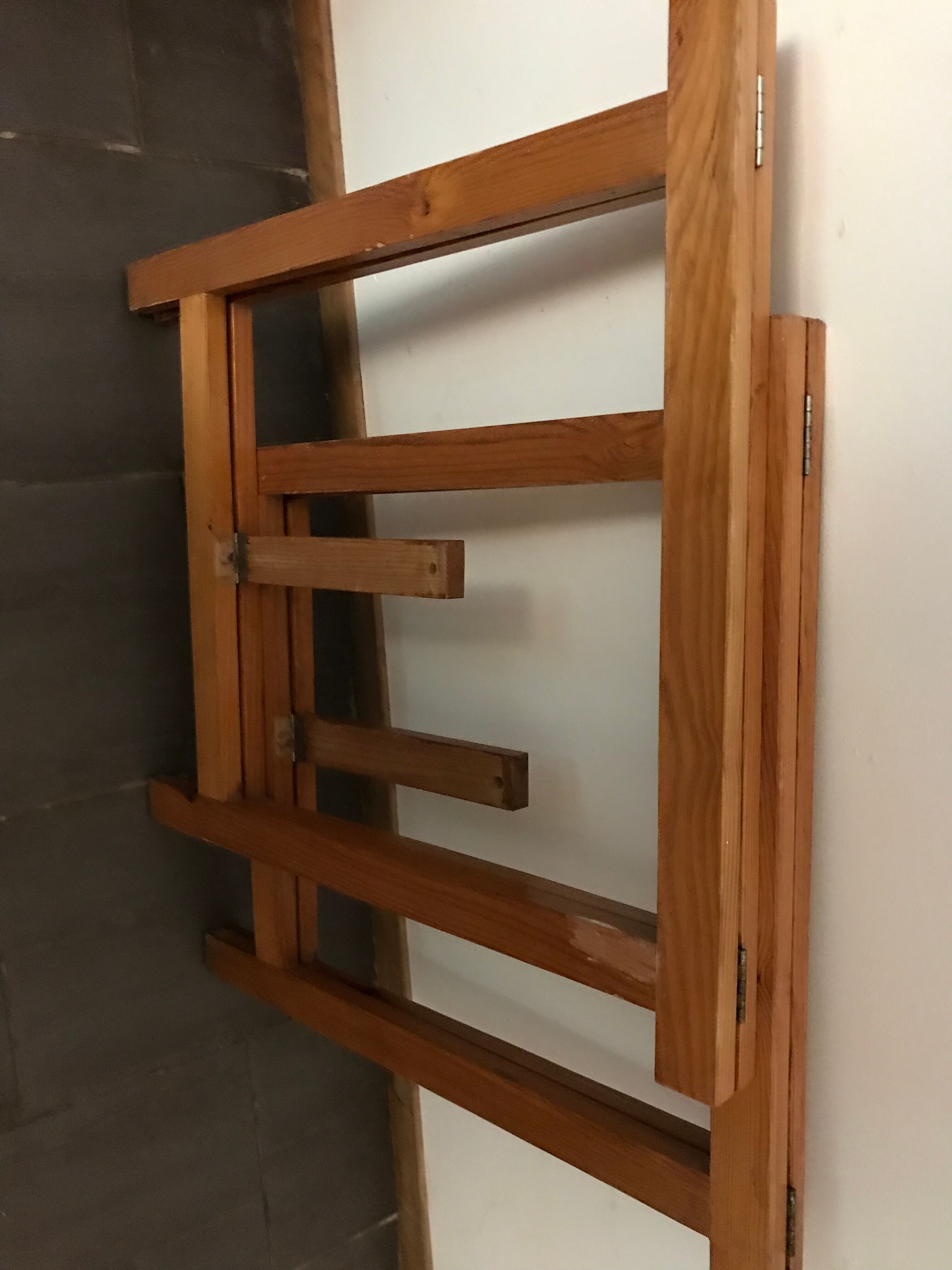 Bureau en bois sur tréteaux 1960