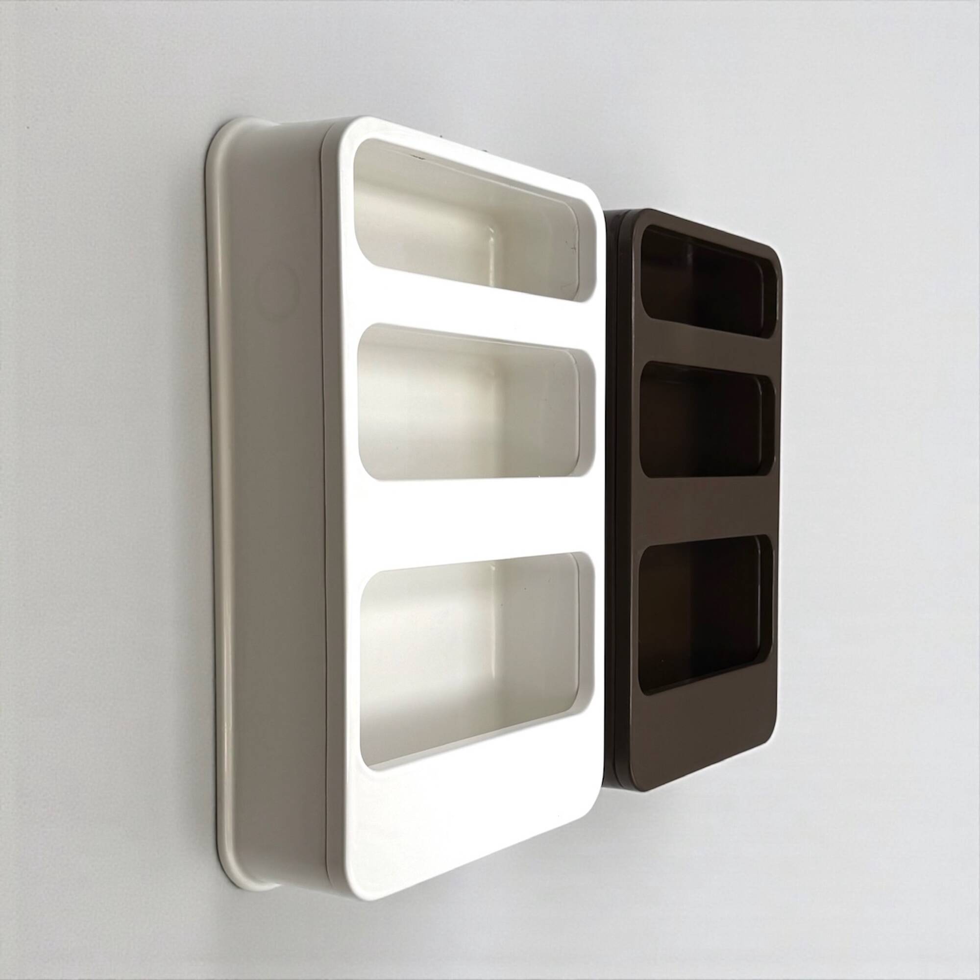 Étagères murales Plastra, design français des années 70