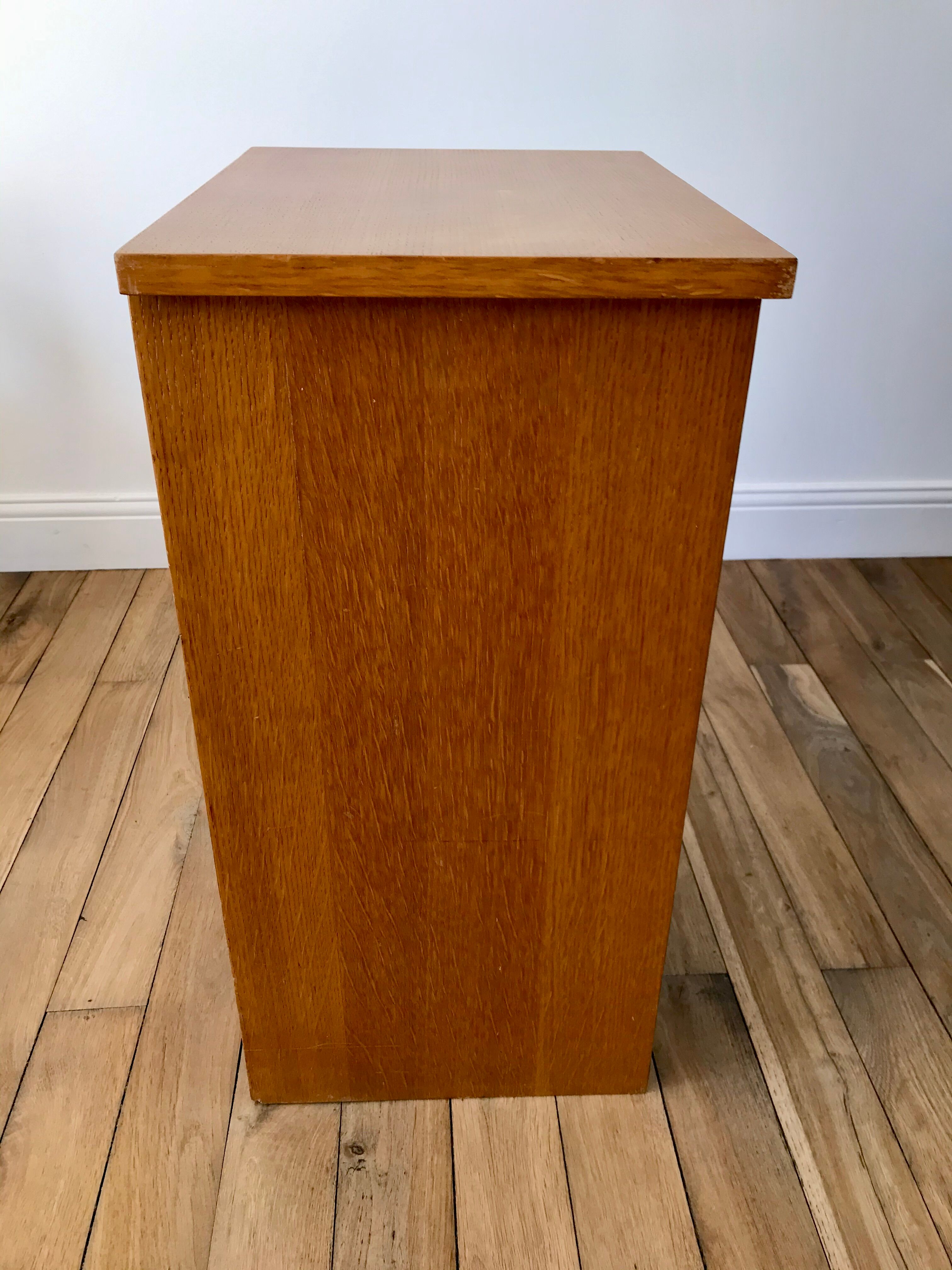 Storage in oak veneer 50s