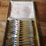Serving of 12 silver spoons