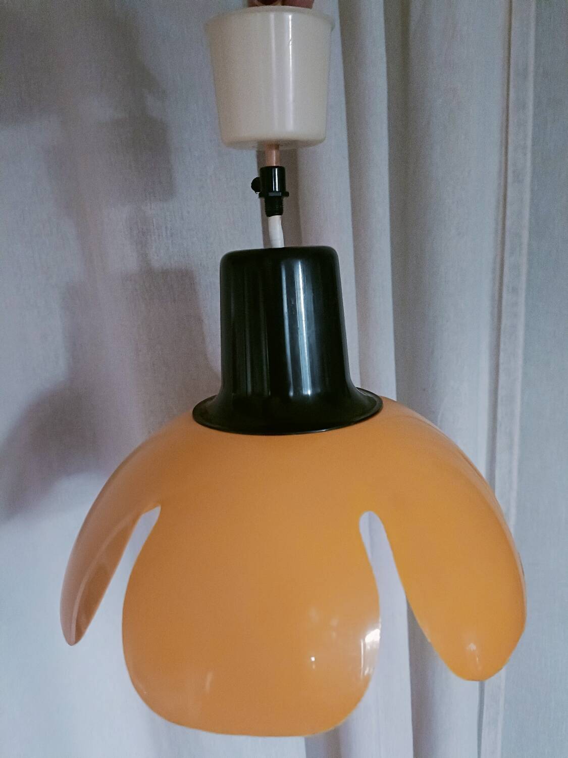 Vintage yellow flower chandelier