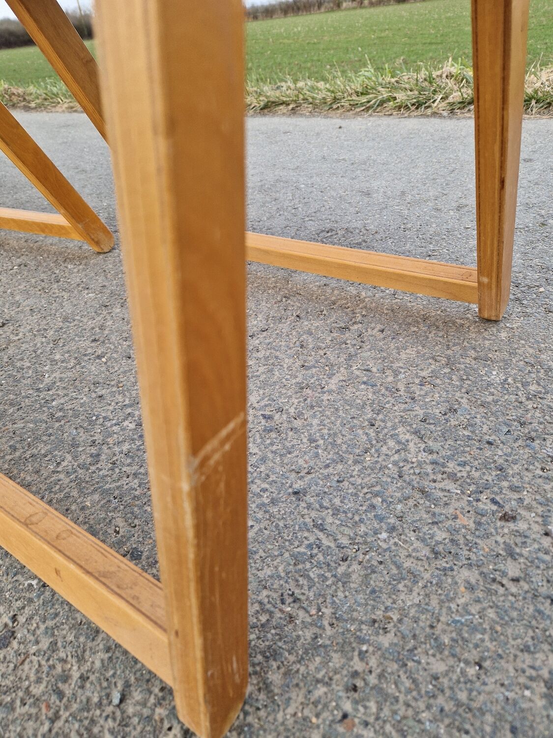 Set of 4 Folding Chairs in Wood and Plywood