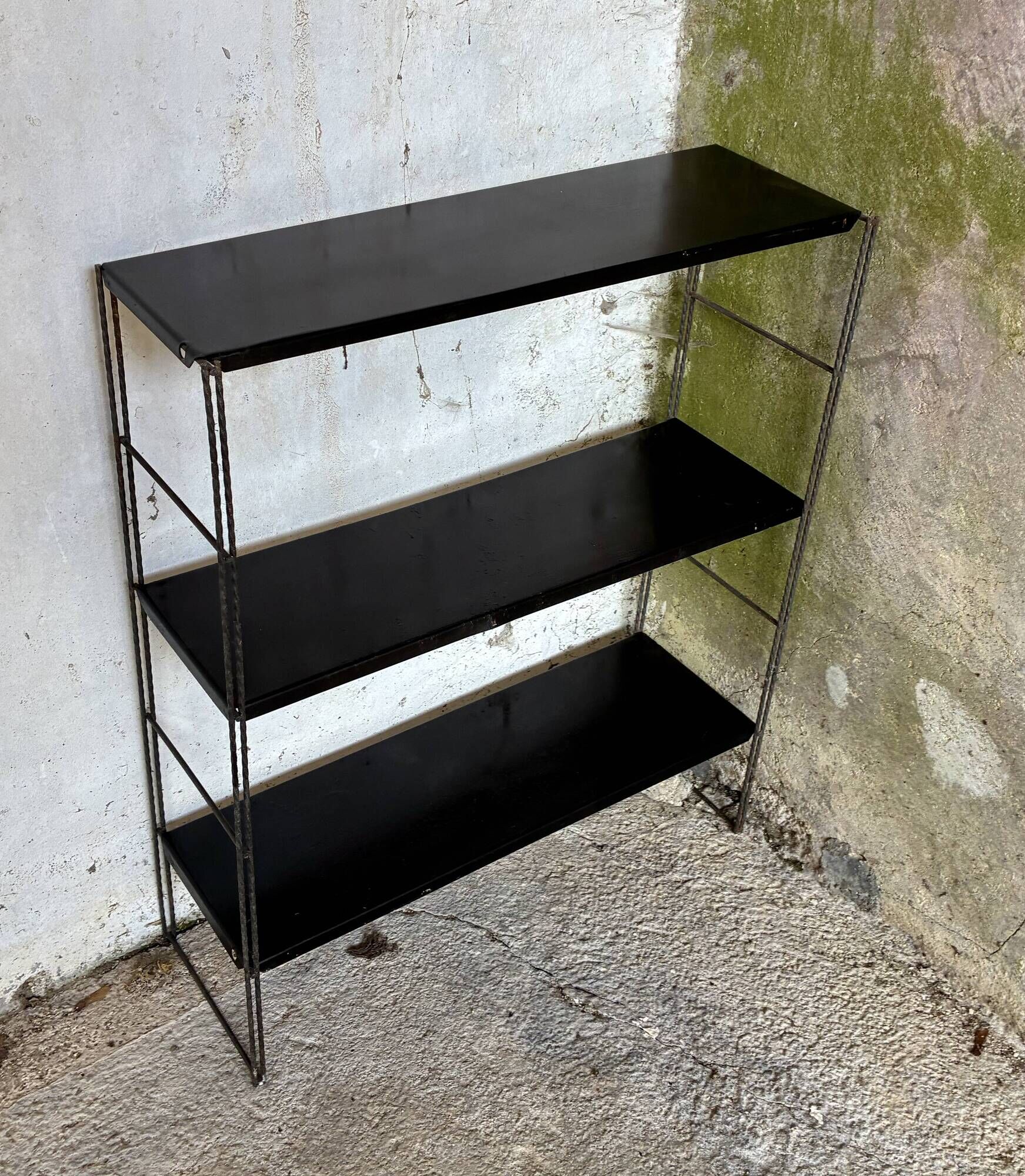Black metal string shelf - 3 shelves - 1960