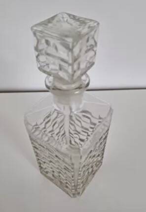 whiskey decanter