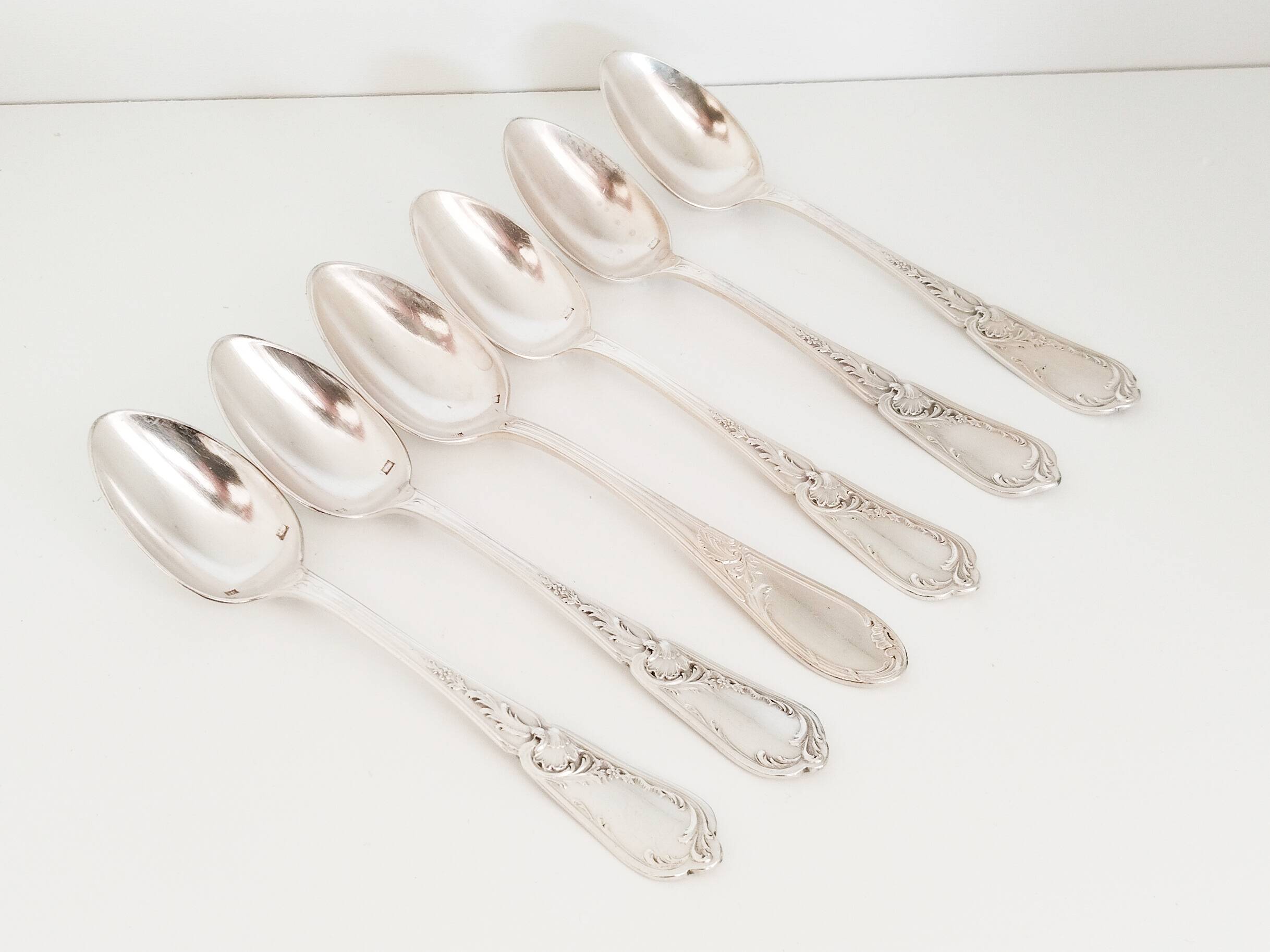 Cuillères à dessert en argent  , vintage français