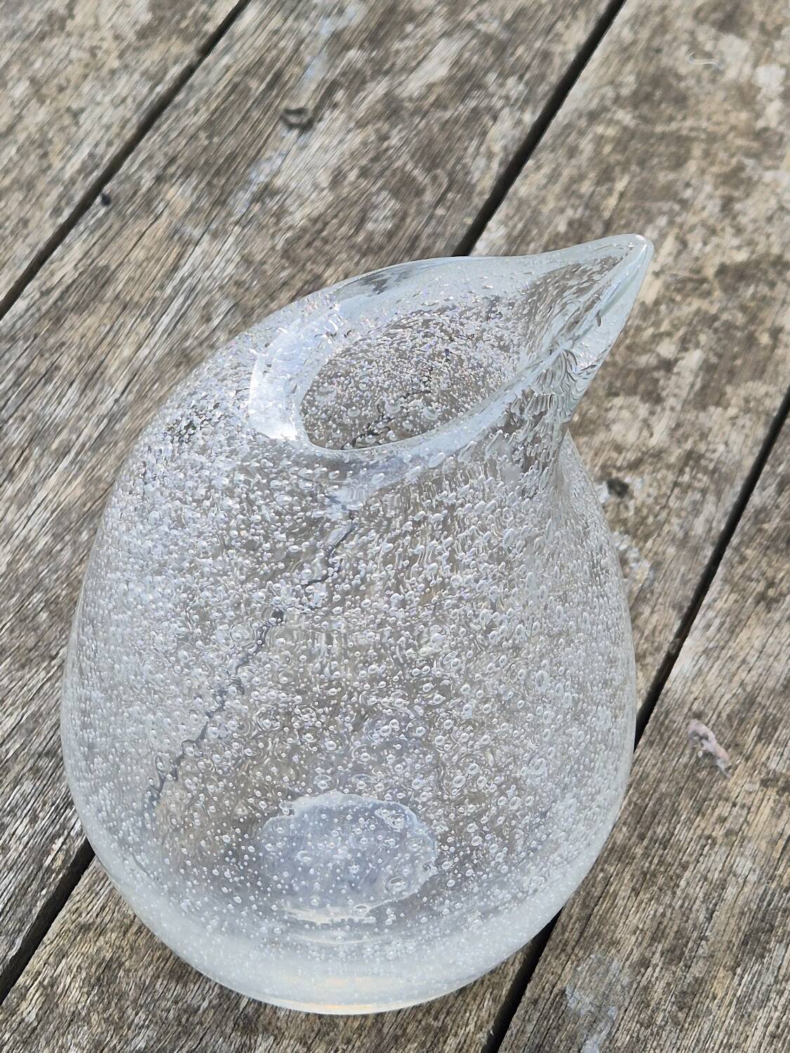 Small bubbled vase in blown glass