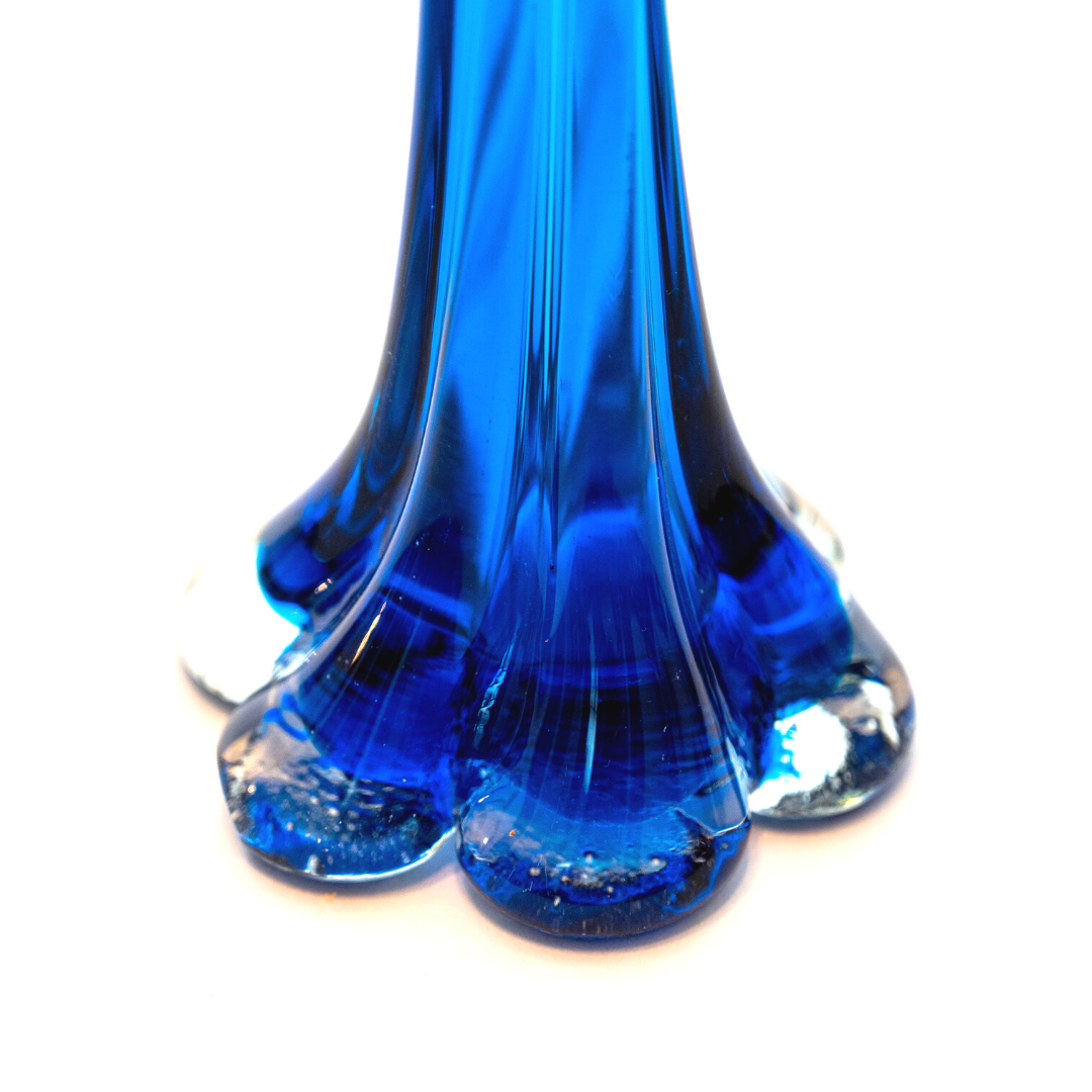 Blue glass soliflore