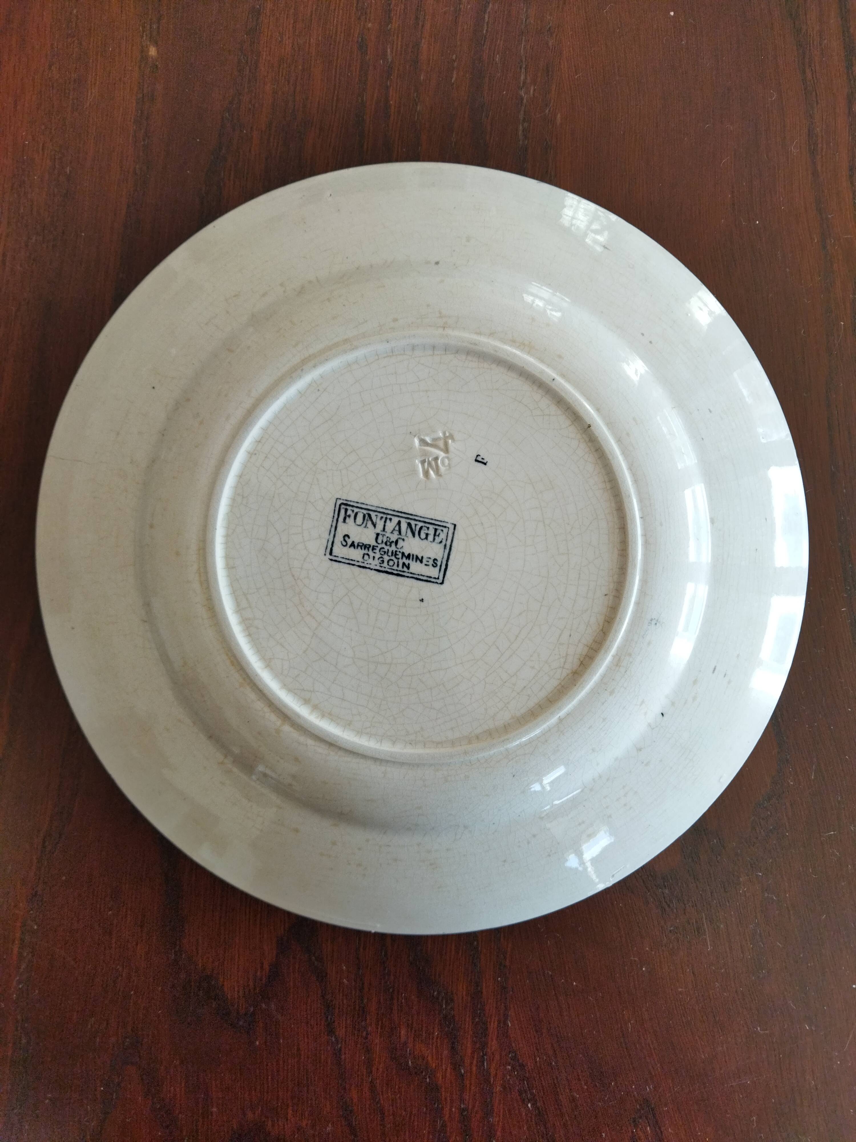 8 iron earthenware plates (St Amand Hamage HB & Cie Sarreguemines Digoin)