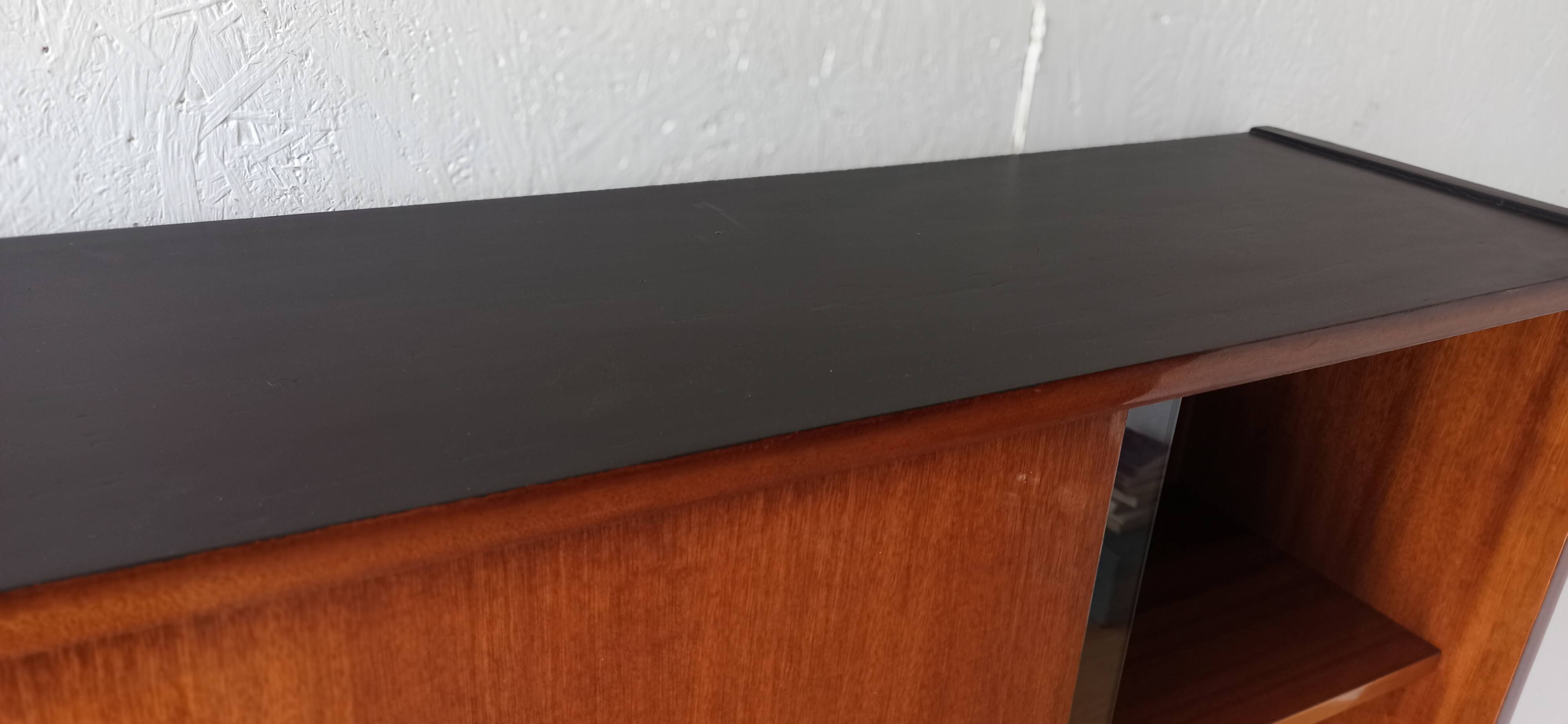 Bookcase of the 1970 .