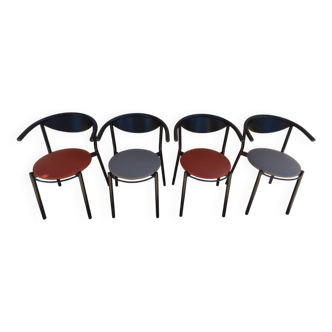 4  Chaises de style gondole structure métallique cossus et simili cuir