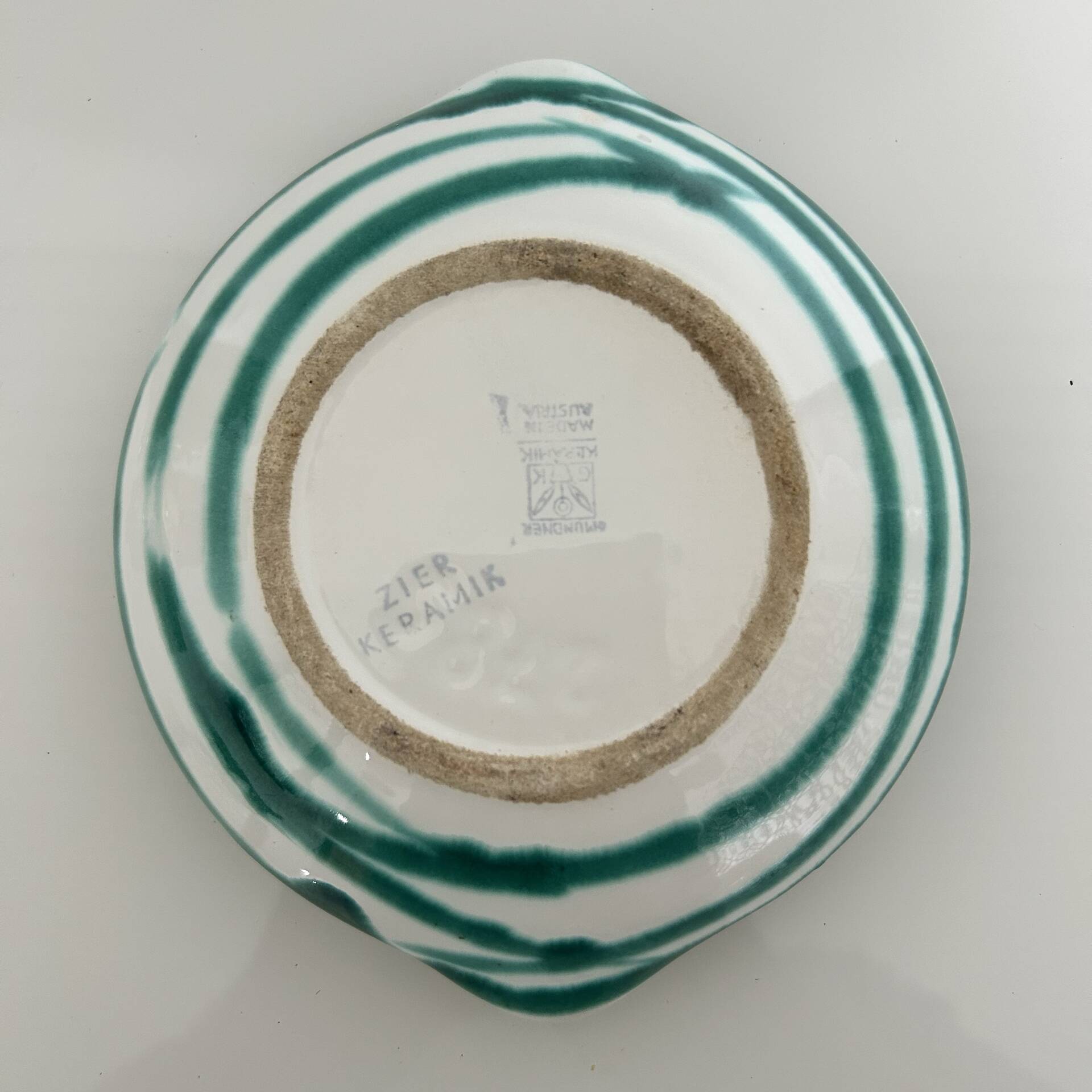 Decorative ceramic catchall