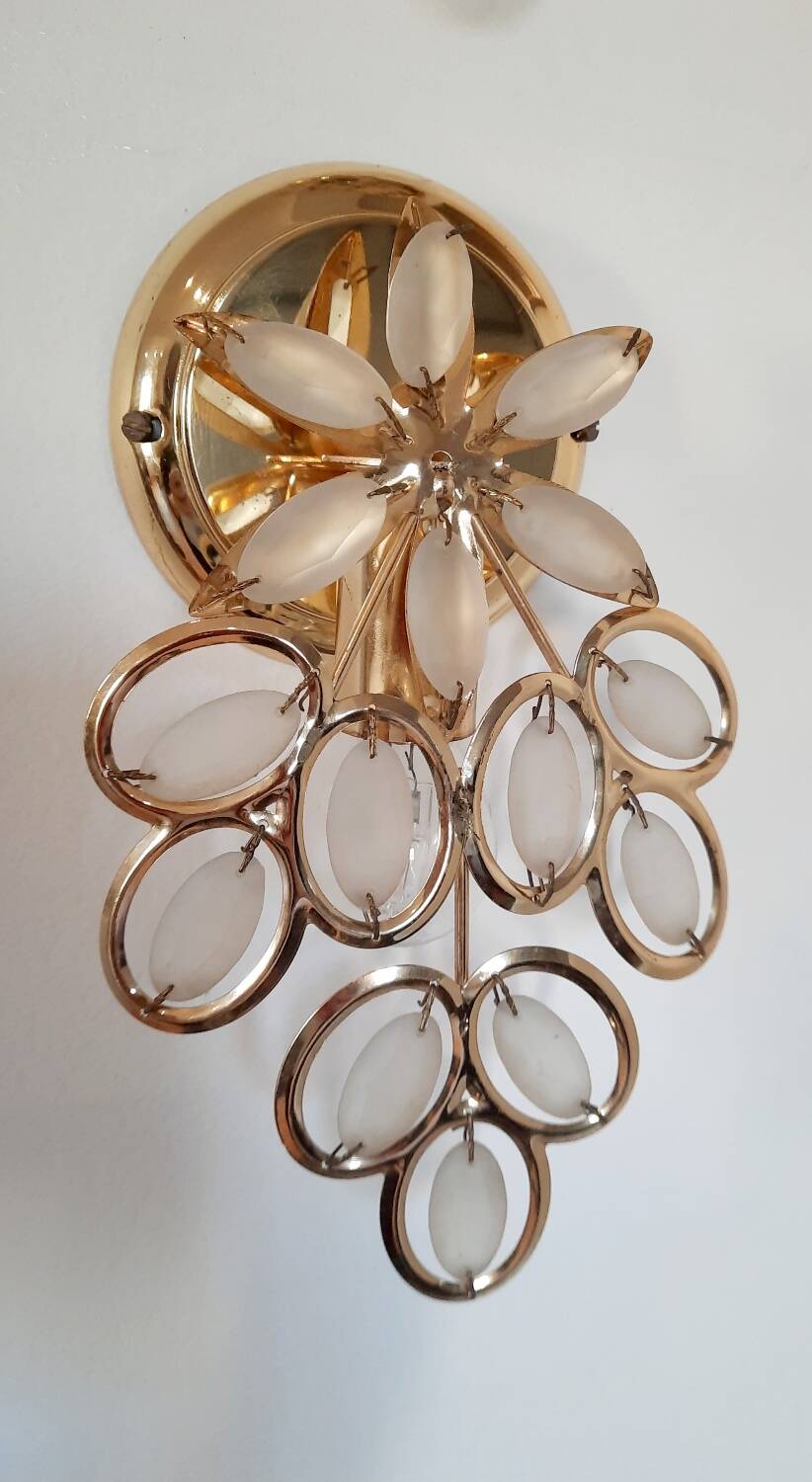 Golden tassel wall light