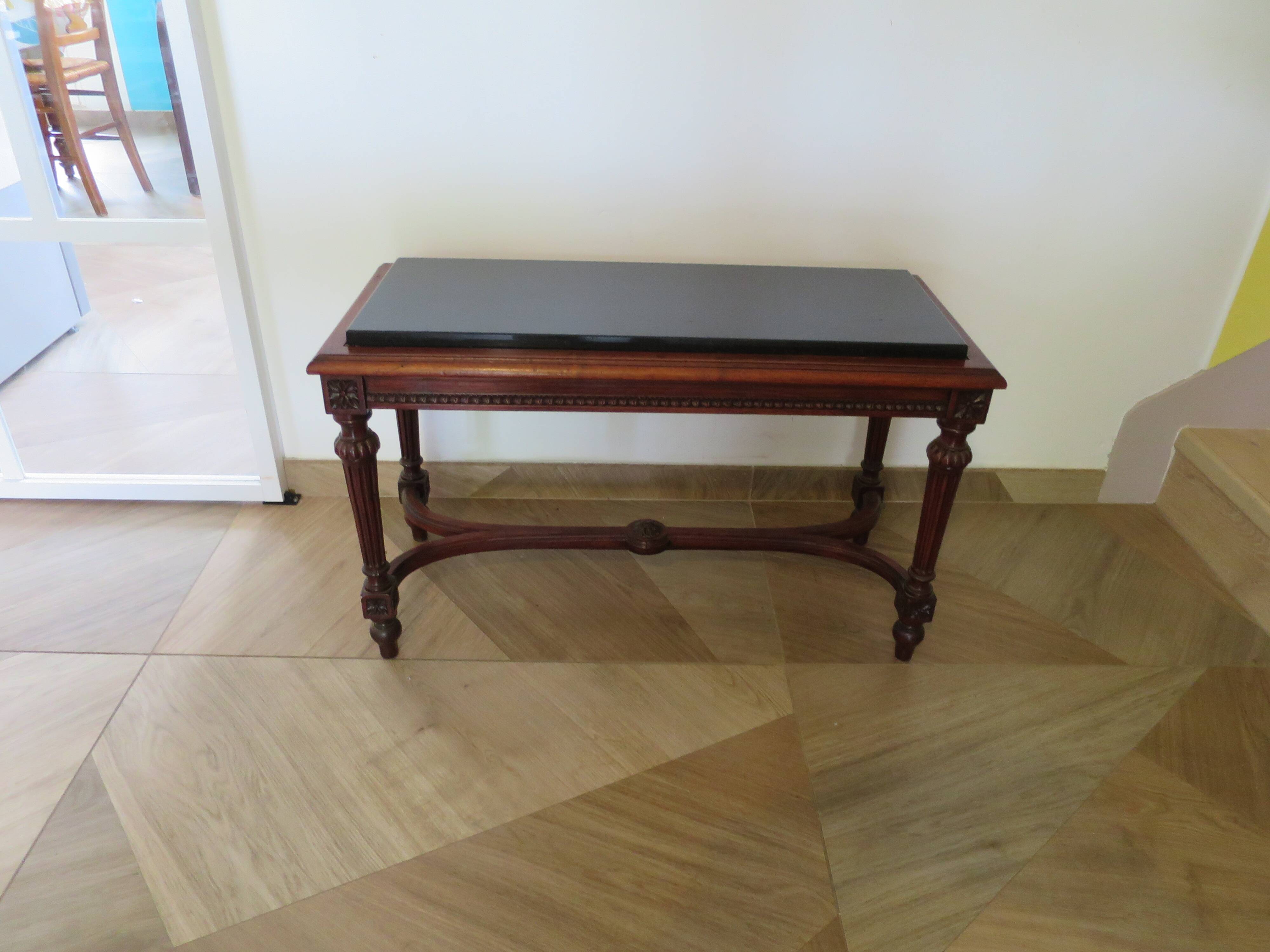 Coffee table - black marble top - Louis XIII style - H-shaped crossbar base
