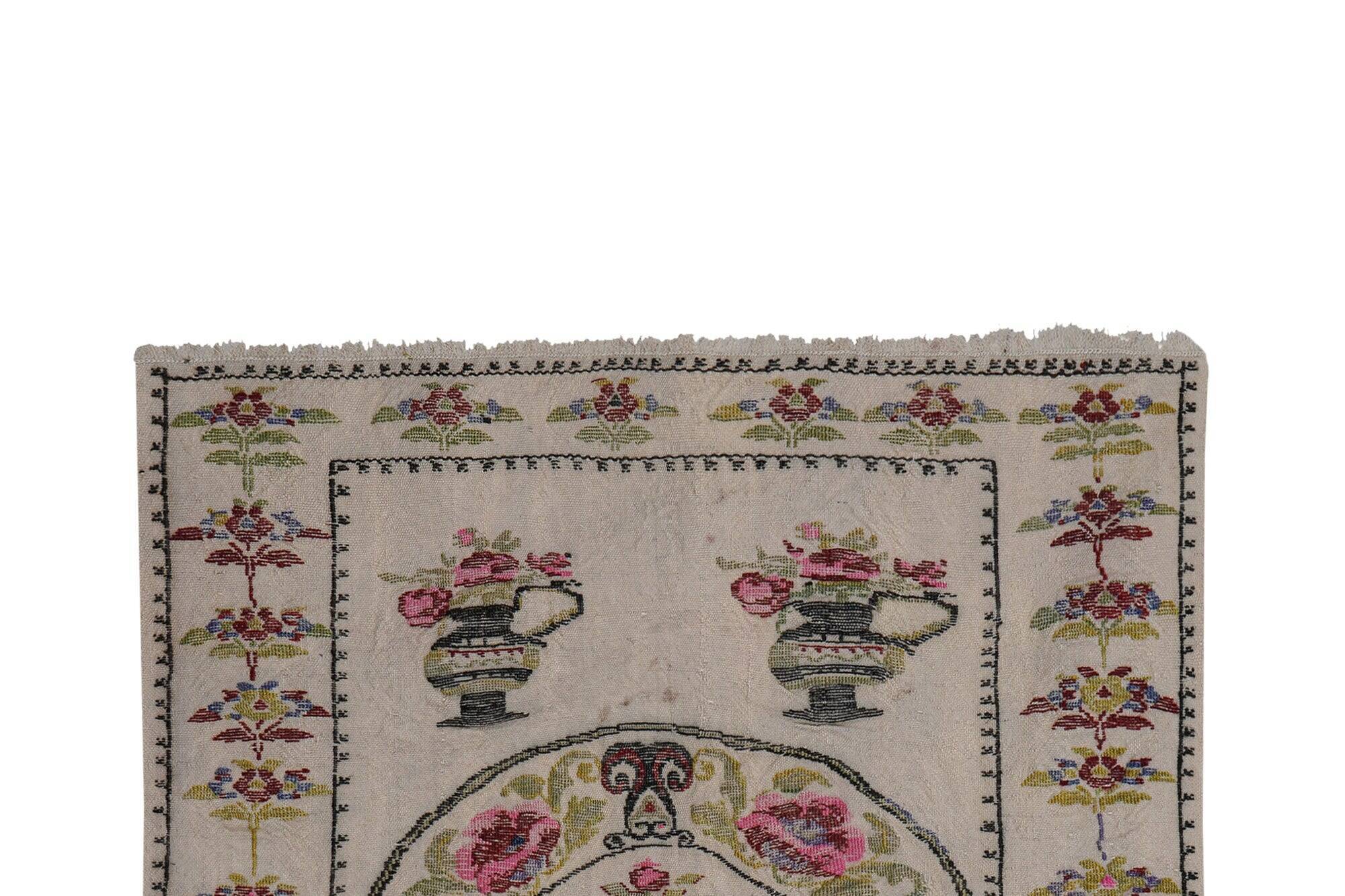 Vintage Turkish kilim, handwoven, 90x104 cm.