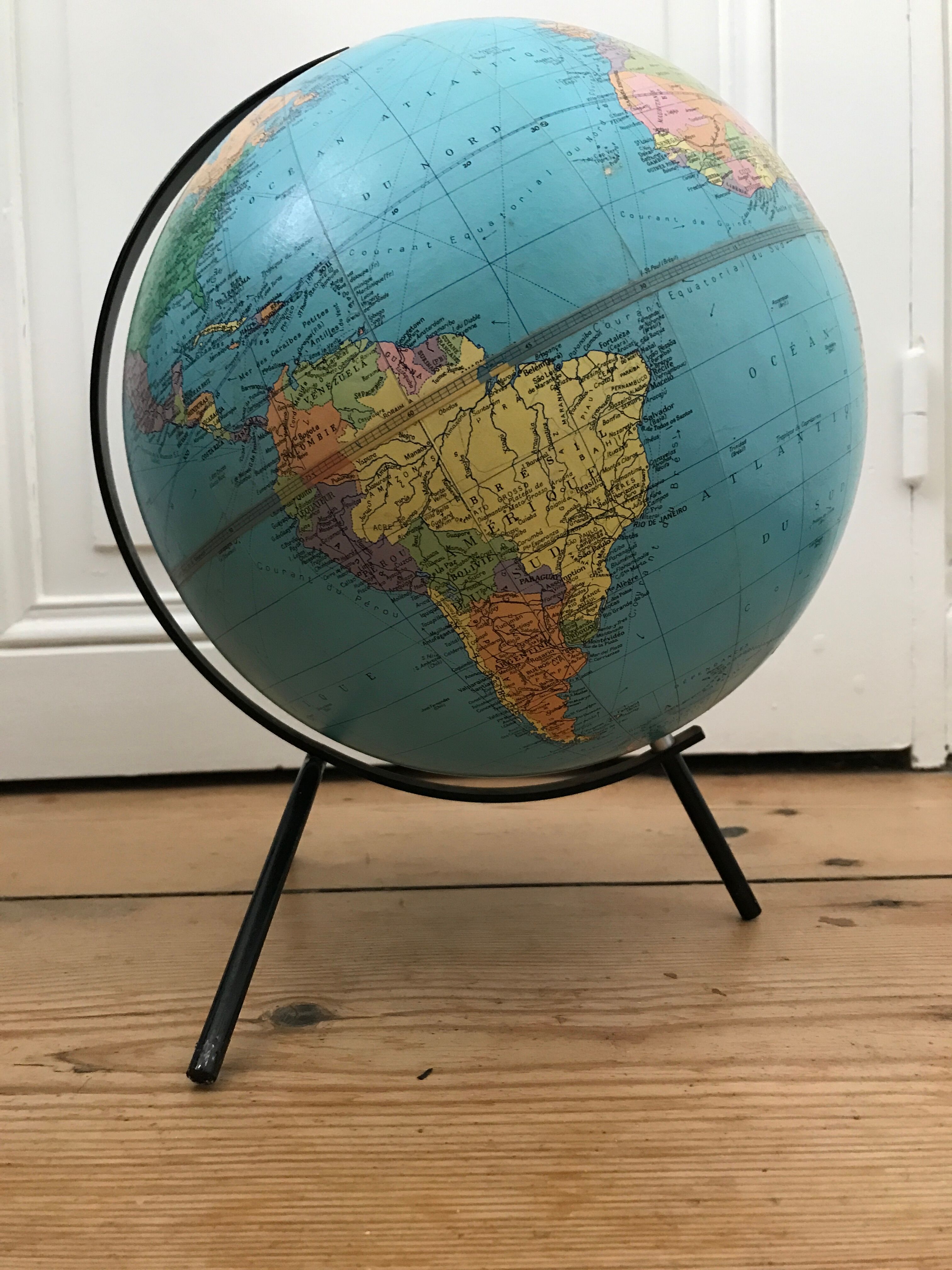 Globe Taride year 1969