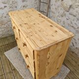 Sandblasted chest of drawers